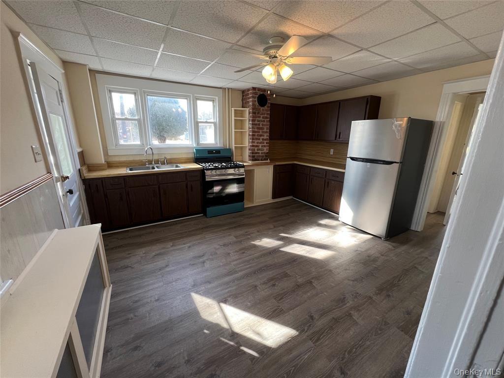 47 Maples Lane – For Rent photo 4