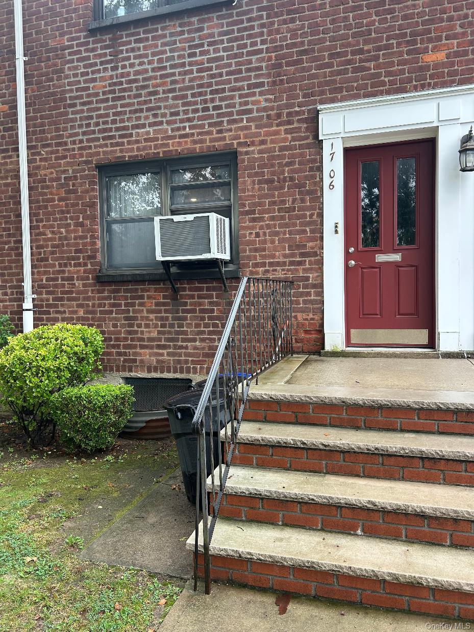 17-06 201nd Street, Unit 2-103 photo 2