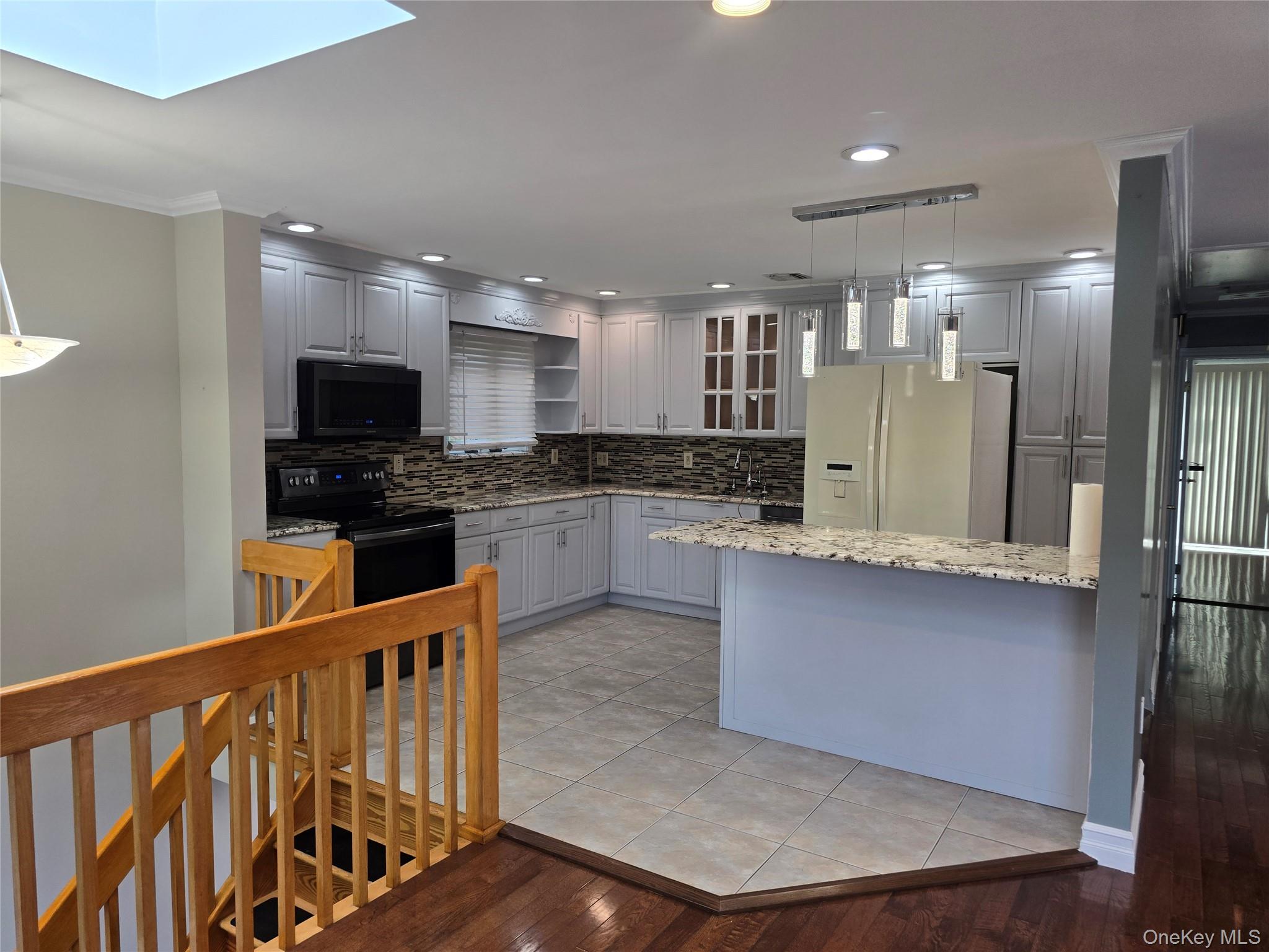 2444 Motor Parkway – For Rent