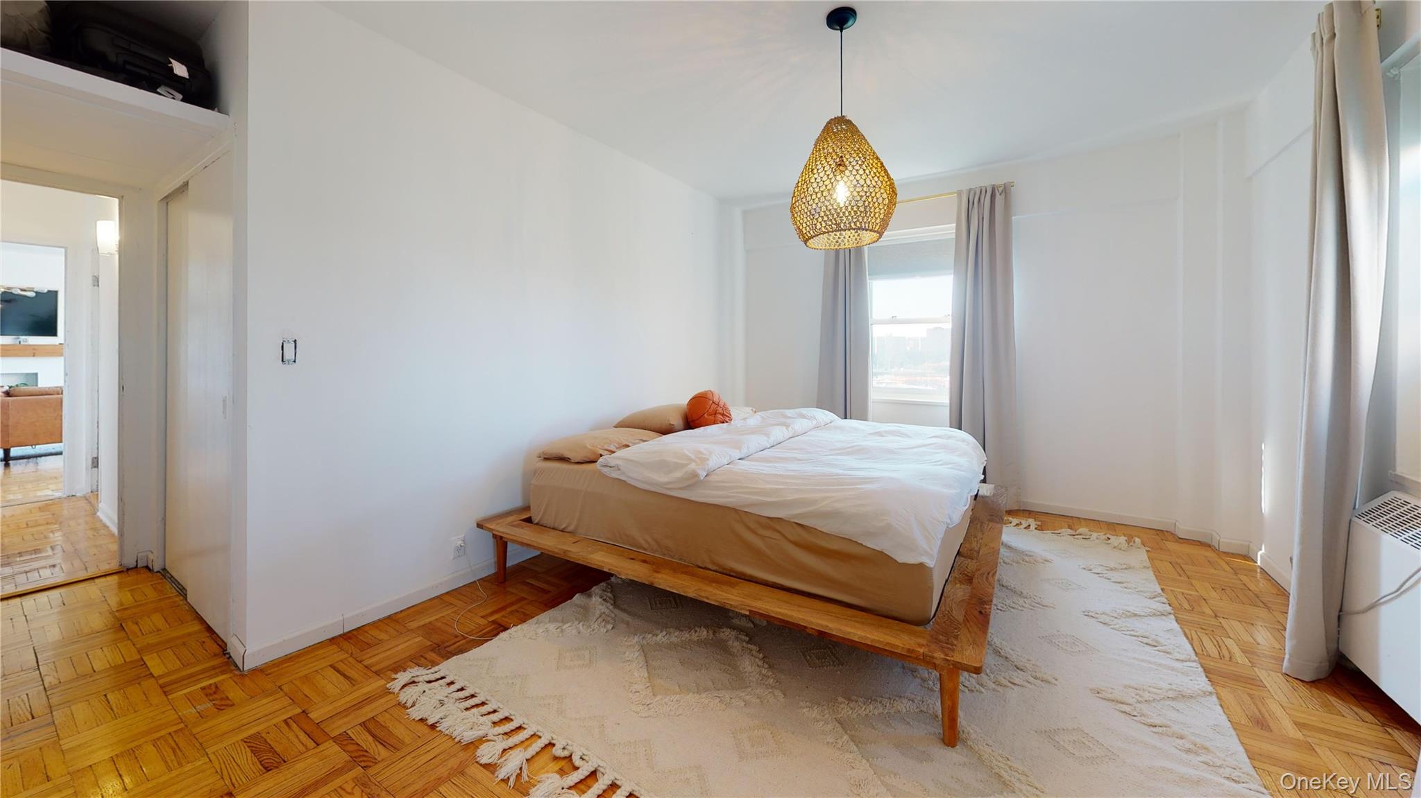 4 Fordham Hill Oval, Unit 8C photo 14