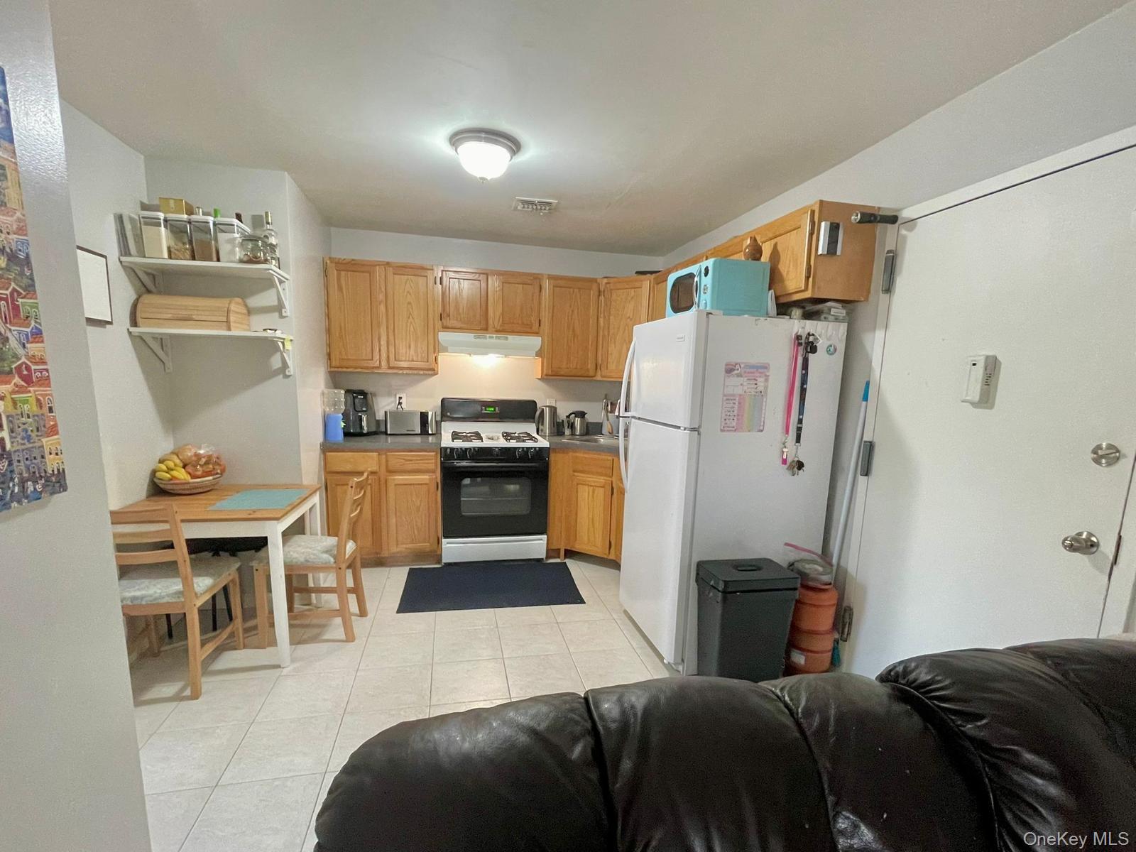 1200 Jericho Turnpike, Unit Apt 1