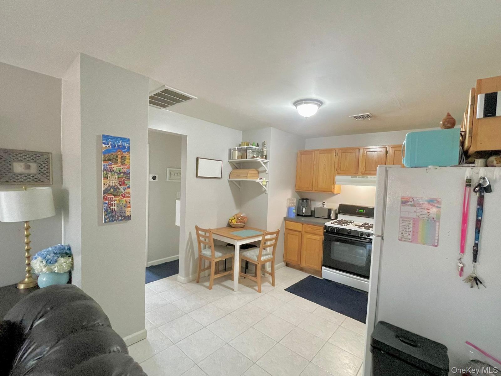 1200 Jericho Turnpike, Unit Apt 1 photo 3
