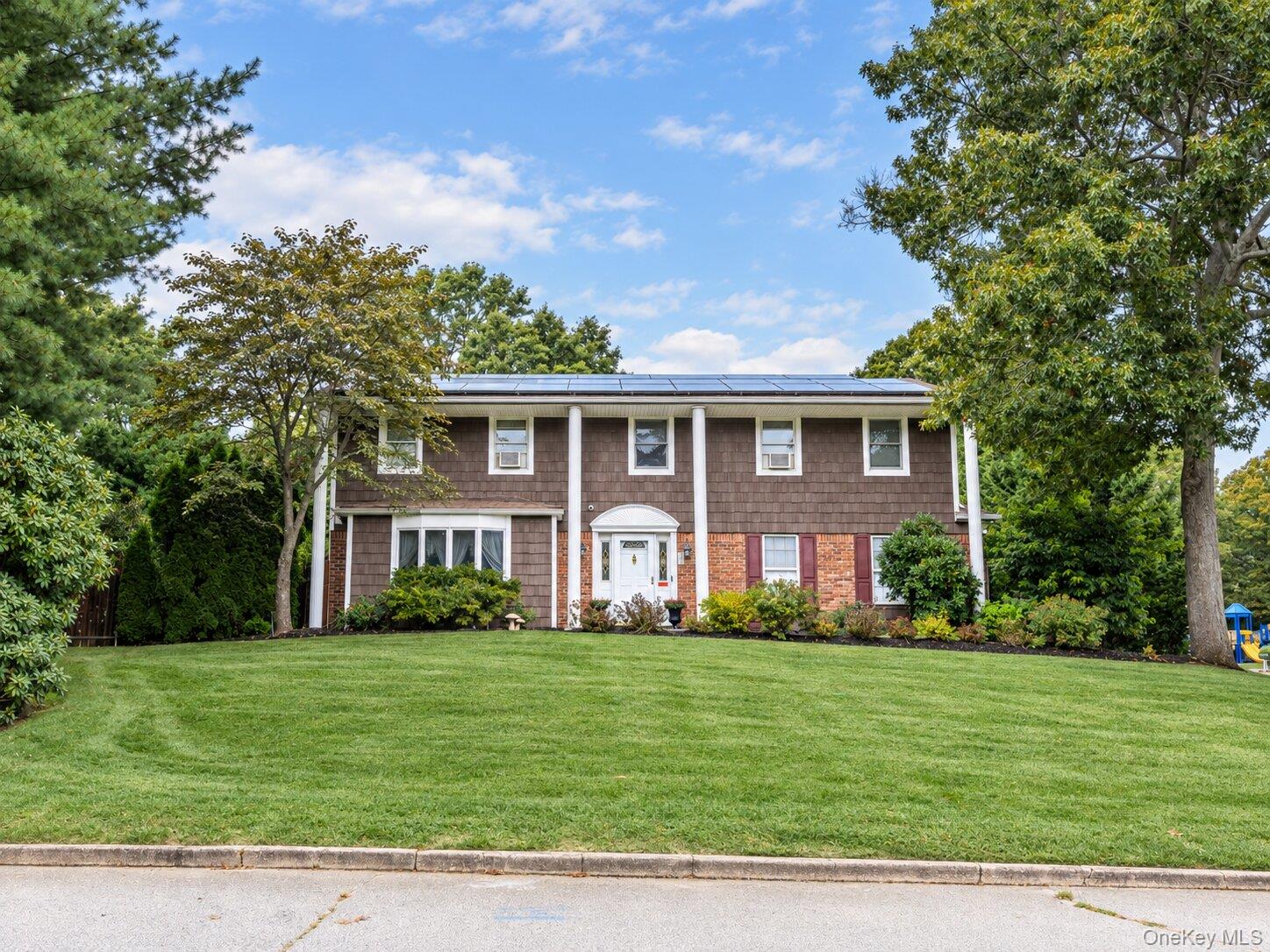 138 Main Avenue – For Sale