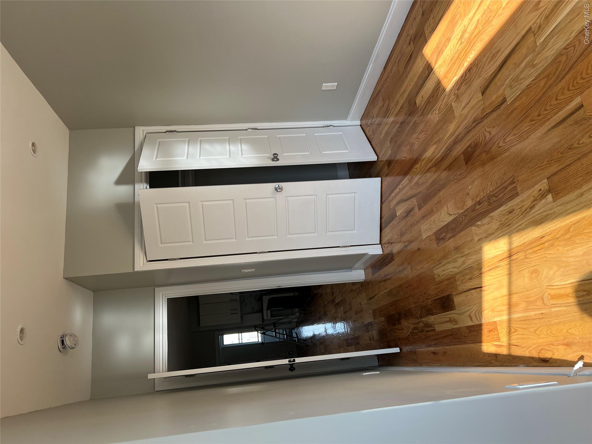 593 Barbey Street – For Rent photo 4