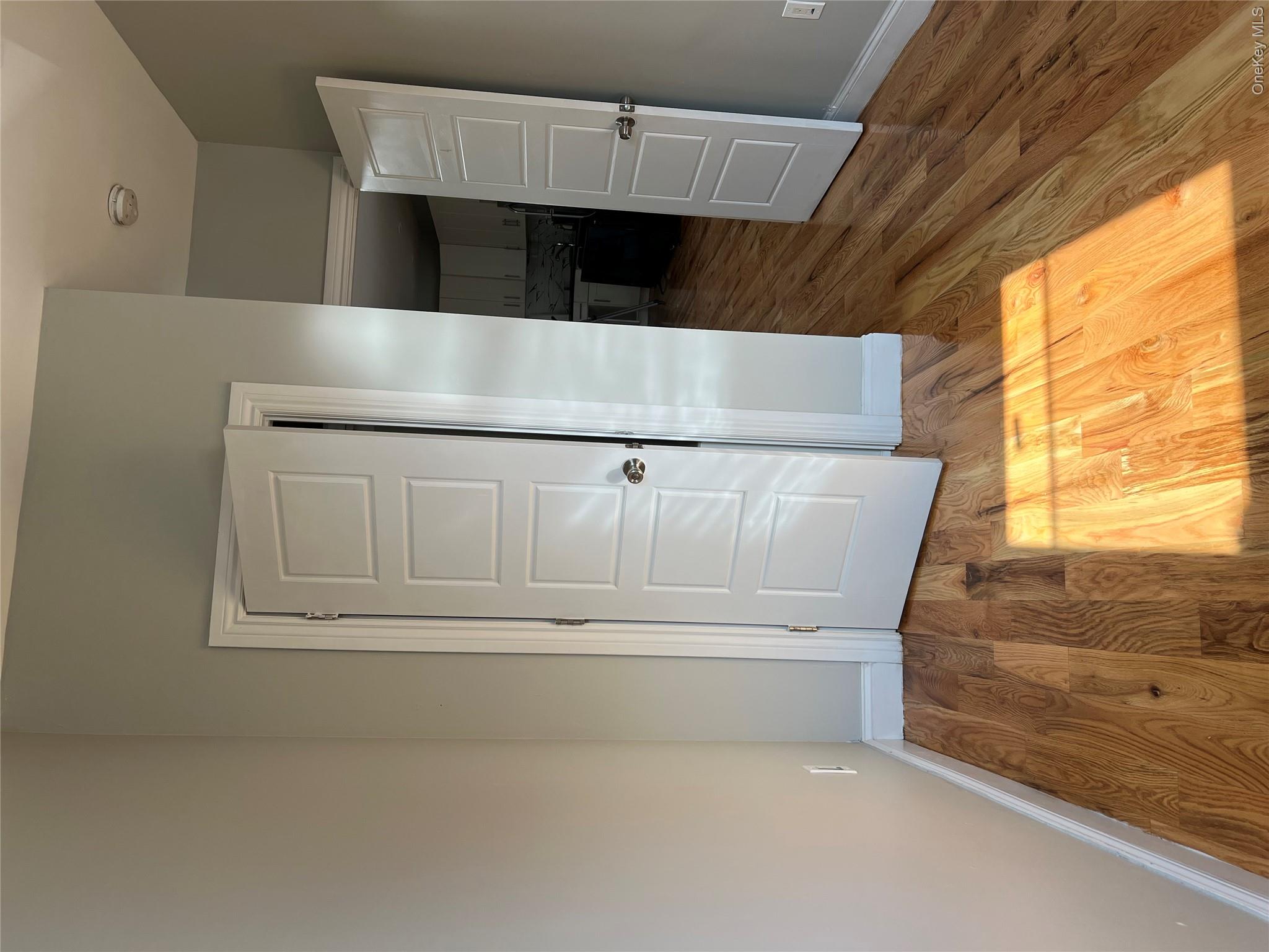 593 Barbey Street – For Rent photo 3