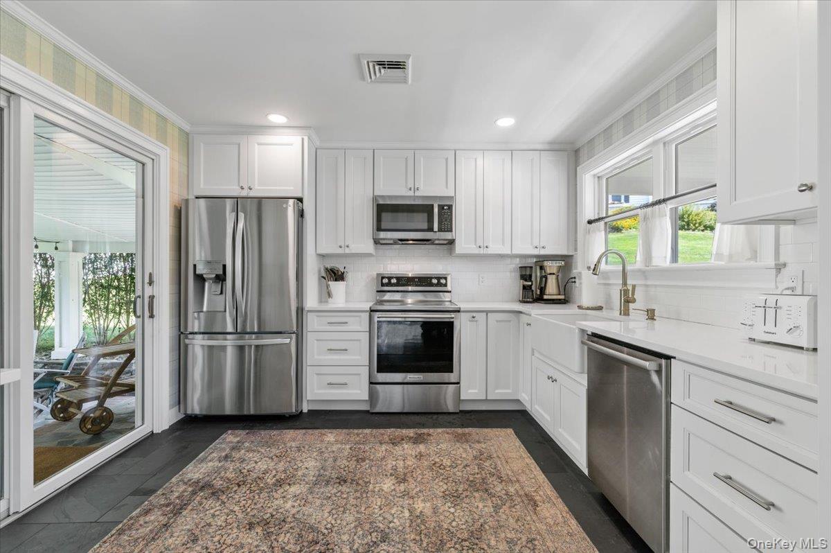 11 Portland Place – For Rent photo 9