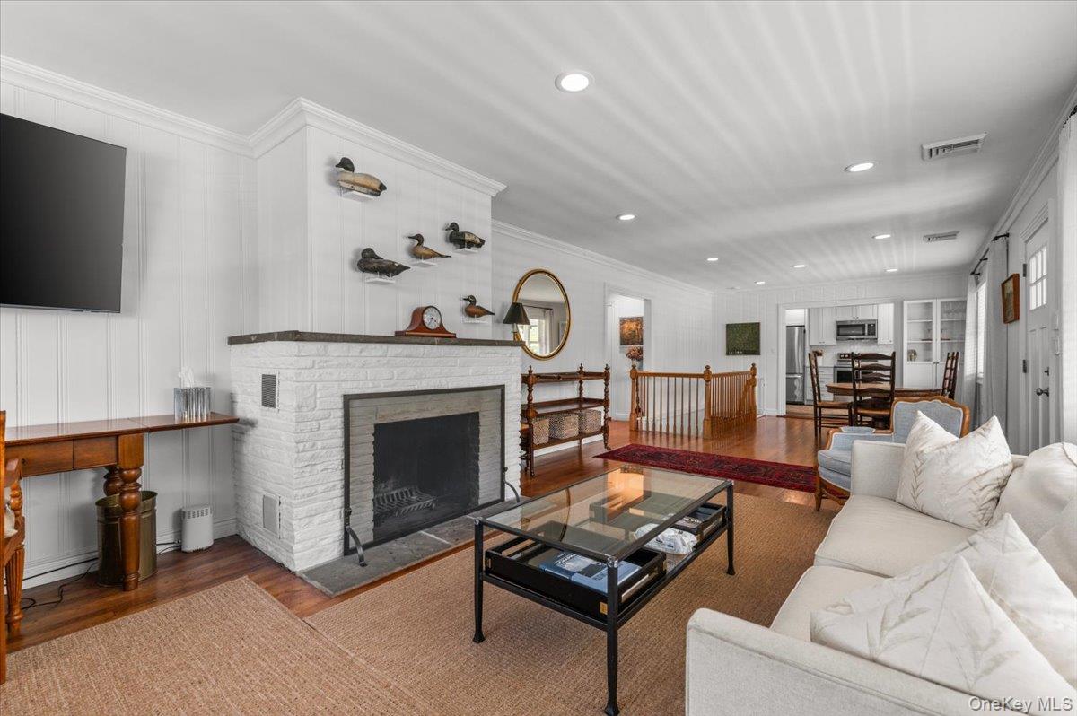 11 Portland Place – For Rent photo 7