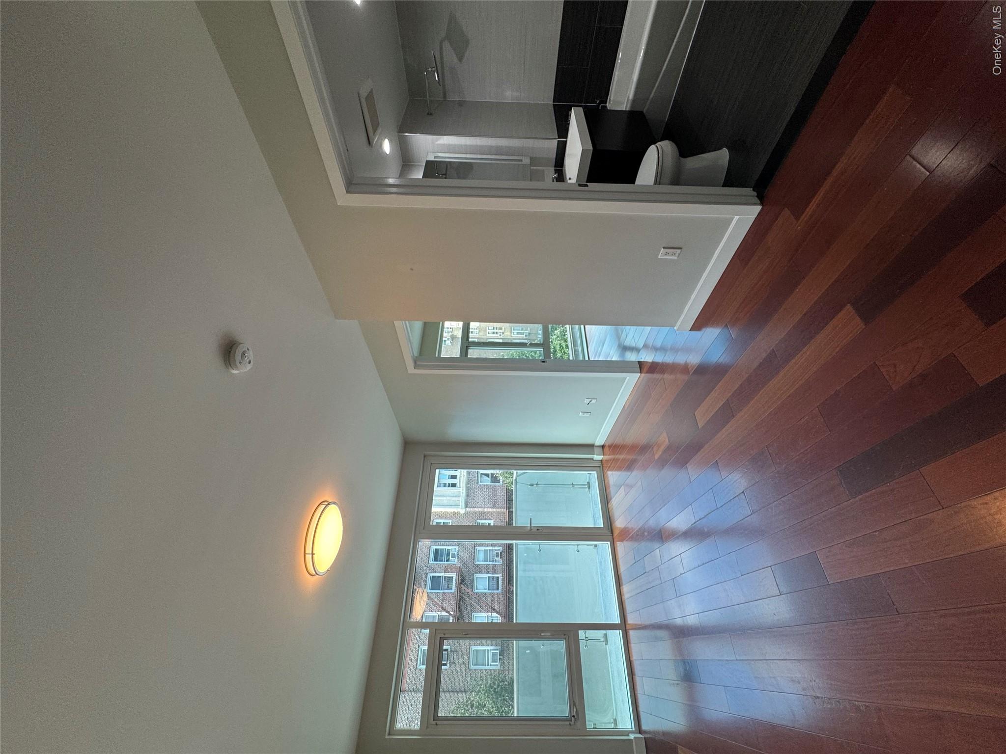 14238 37th Avenue, Unit 4A photo 3