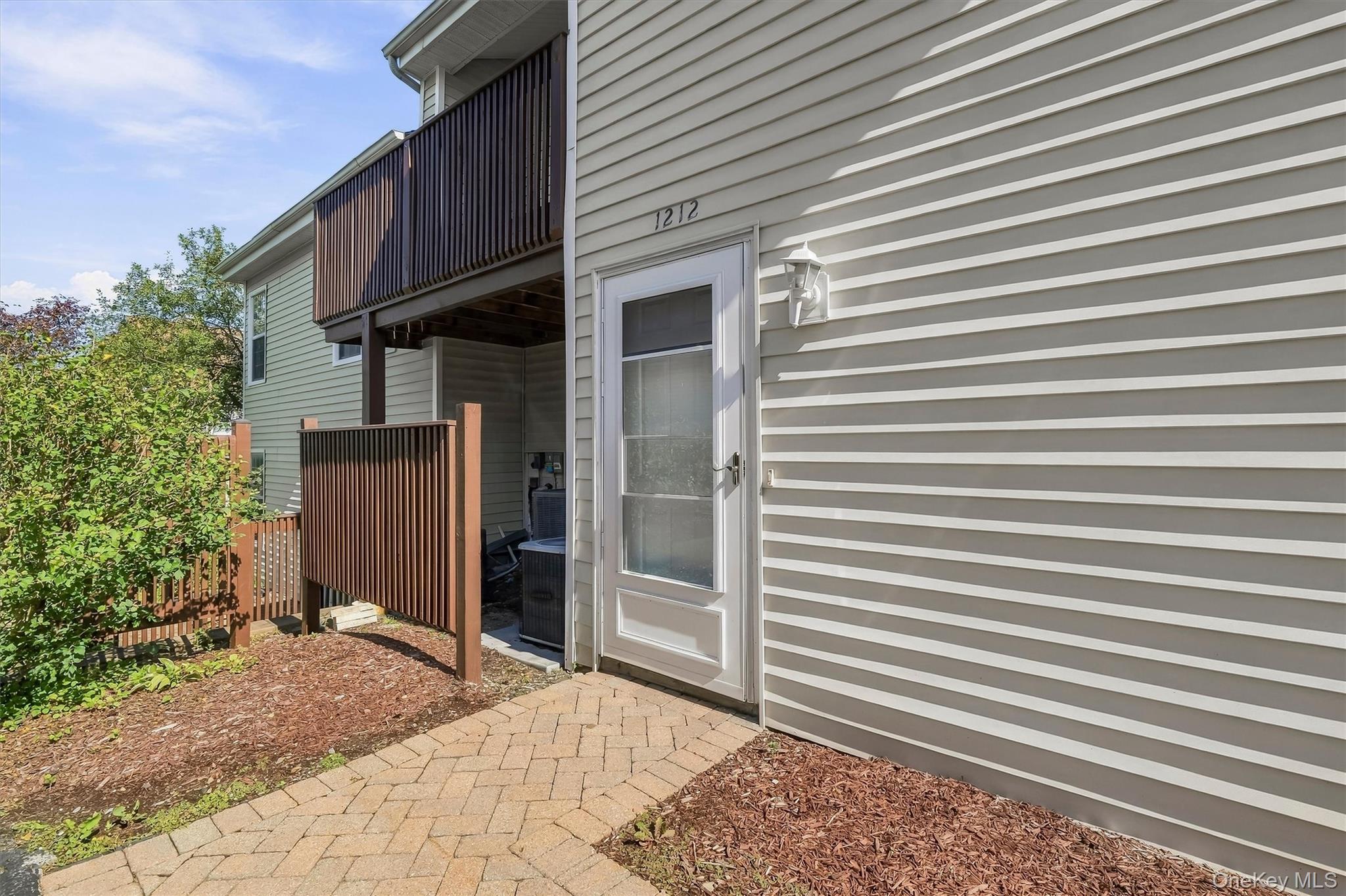 1212 Whispering Hills – For Sale photo 2