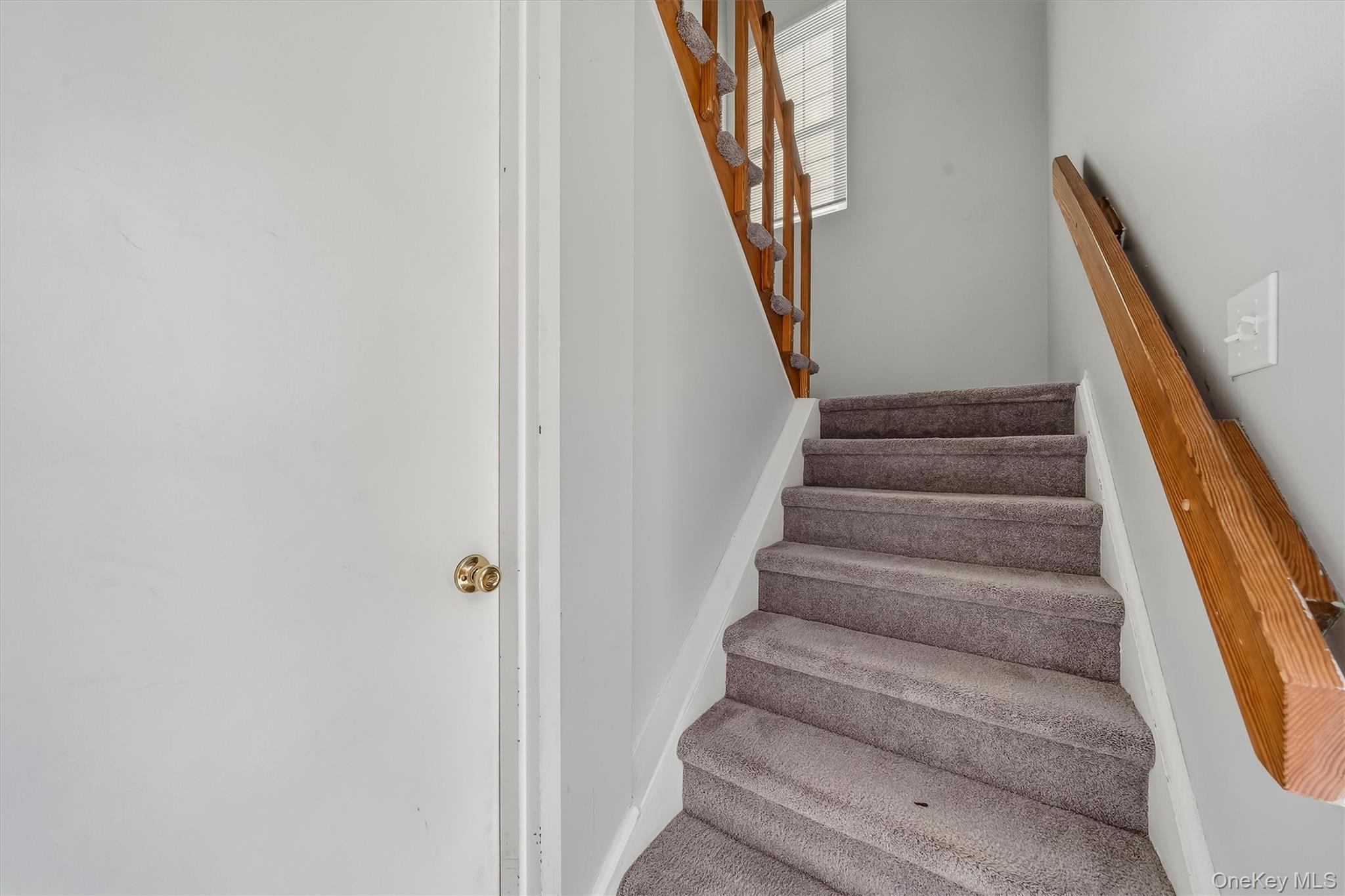 1212 Whispering Hills – For Sale photo 6
