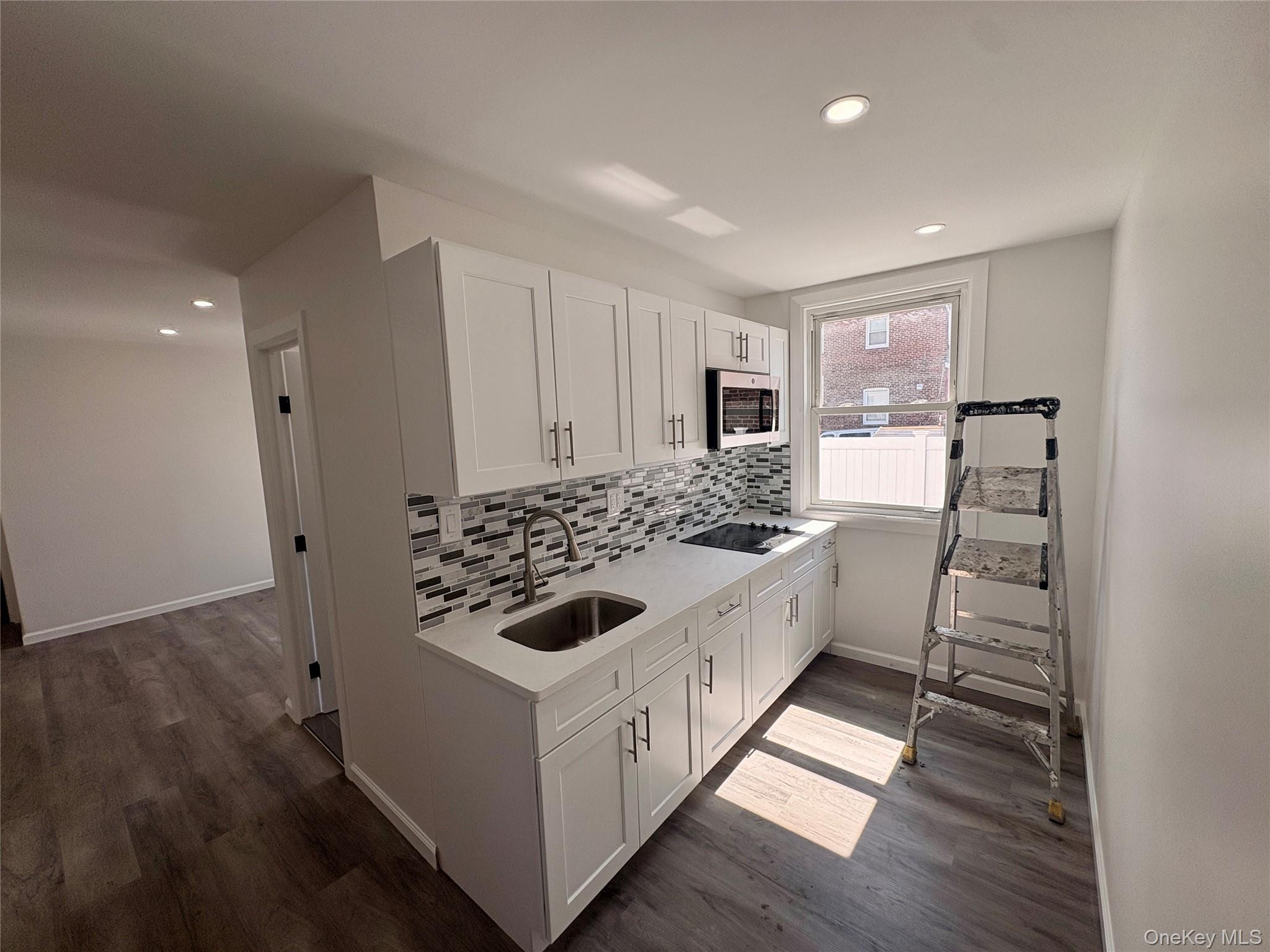 450 Revere Avenue – For Rent photo 4