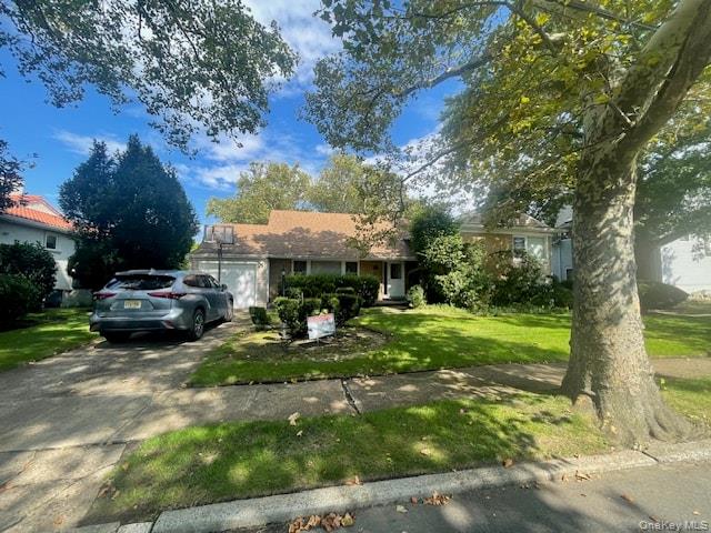 894 Lakeside Drive – For Rent photo 2