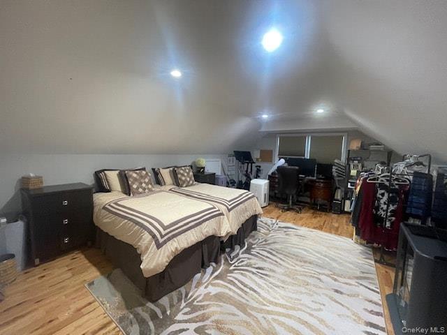 894 Lakeside Drive – For Rent photo 17