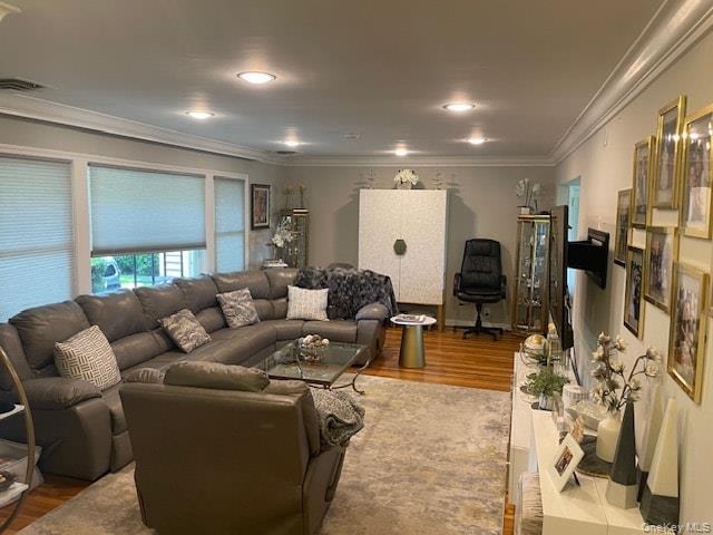 894 Lakeside Drive – For Rent photo 4
