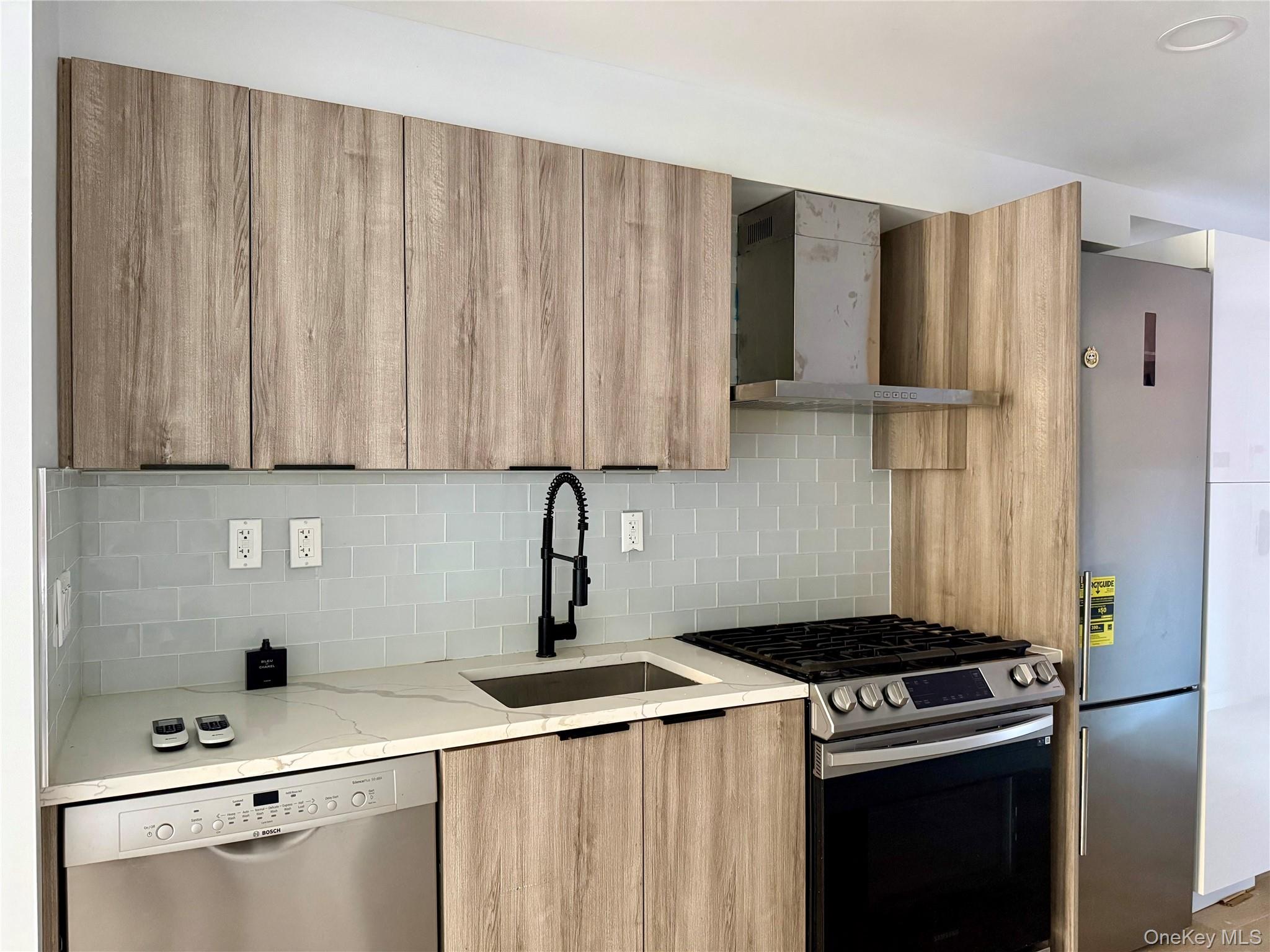 37-32 89 Street, Unit 4D photo 7