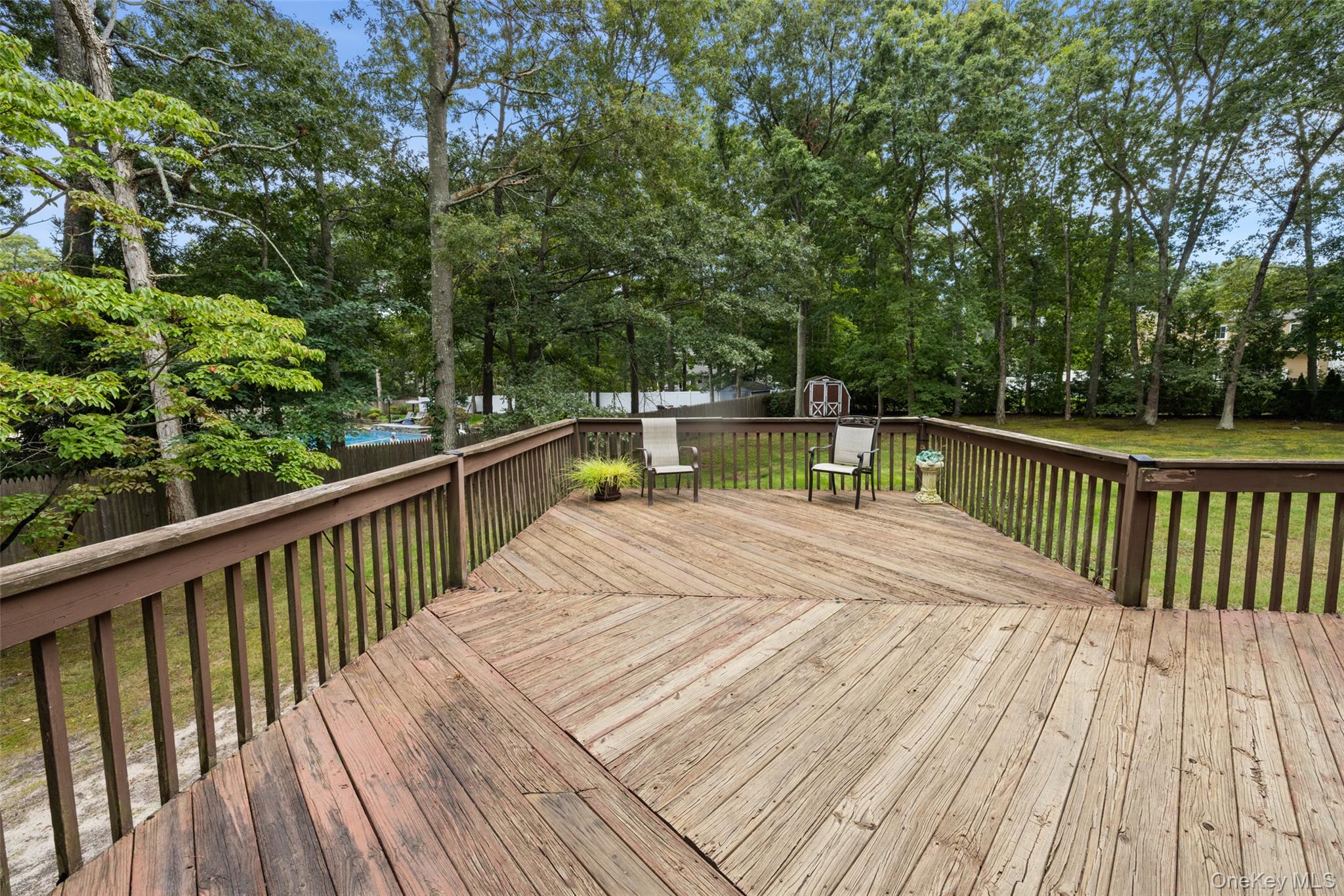 4 Thunderbird Court – For Sale photo 24