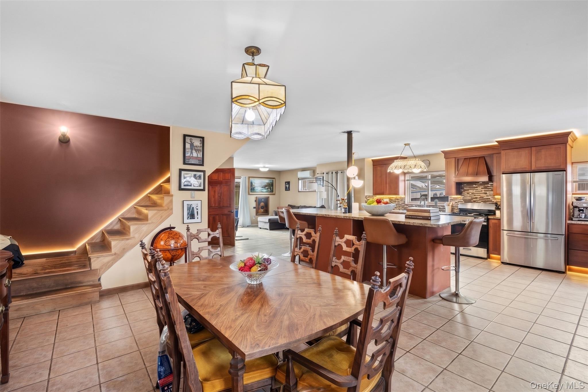 547 Sunnybrook Drive – For Sale photo 3
