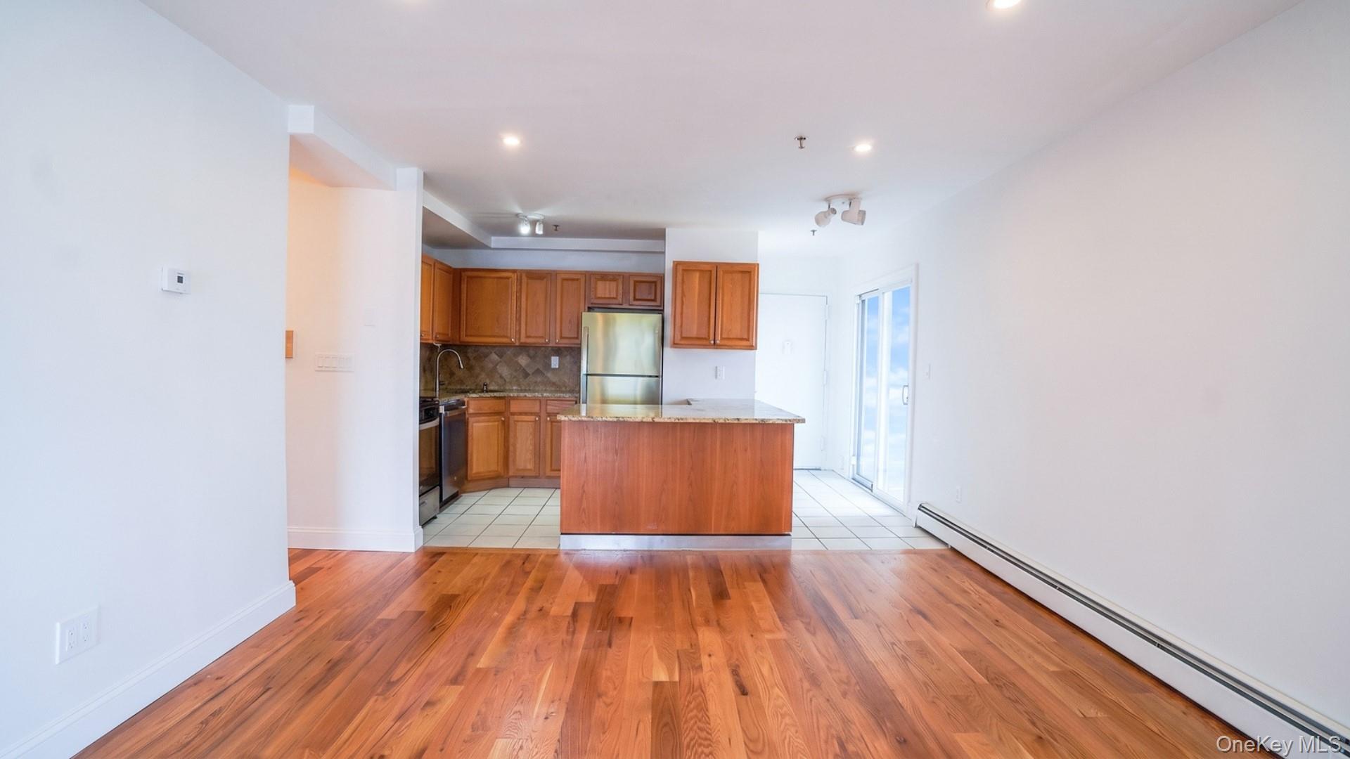 24 Pennyfield Avenue, Unit 2C photo 9