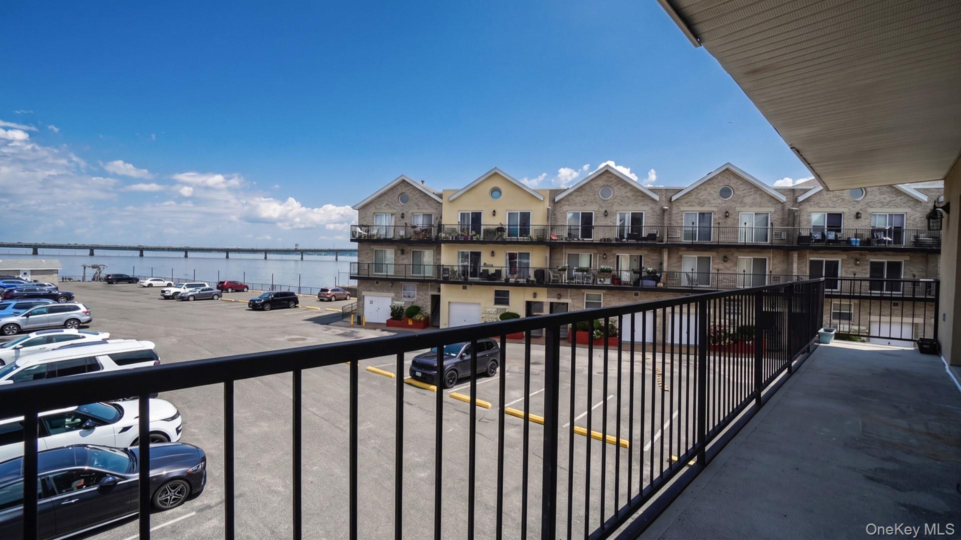 24 Pennyfield Avenue, Unit 2C photo 23