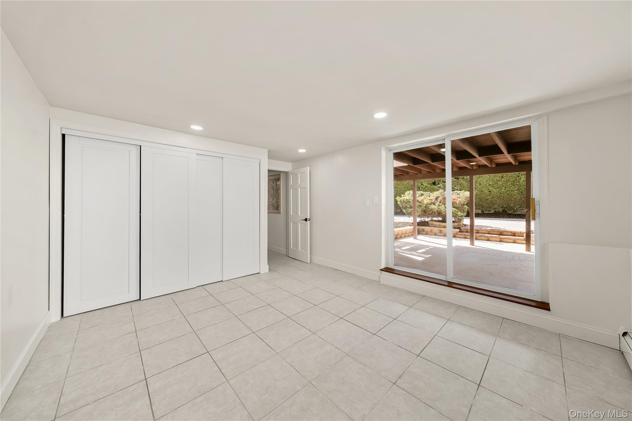 3260 Shore Road – For Sale photo 35