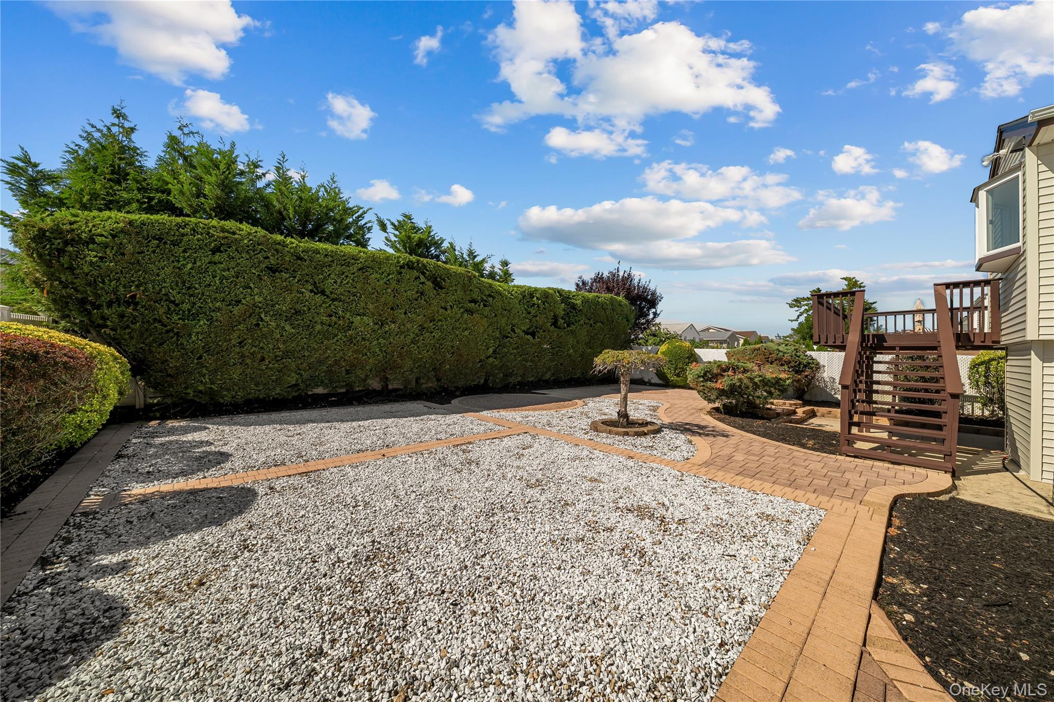 3260 Shore Road – For Sale photo 29