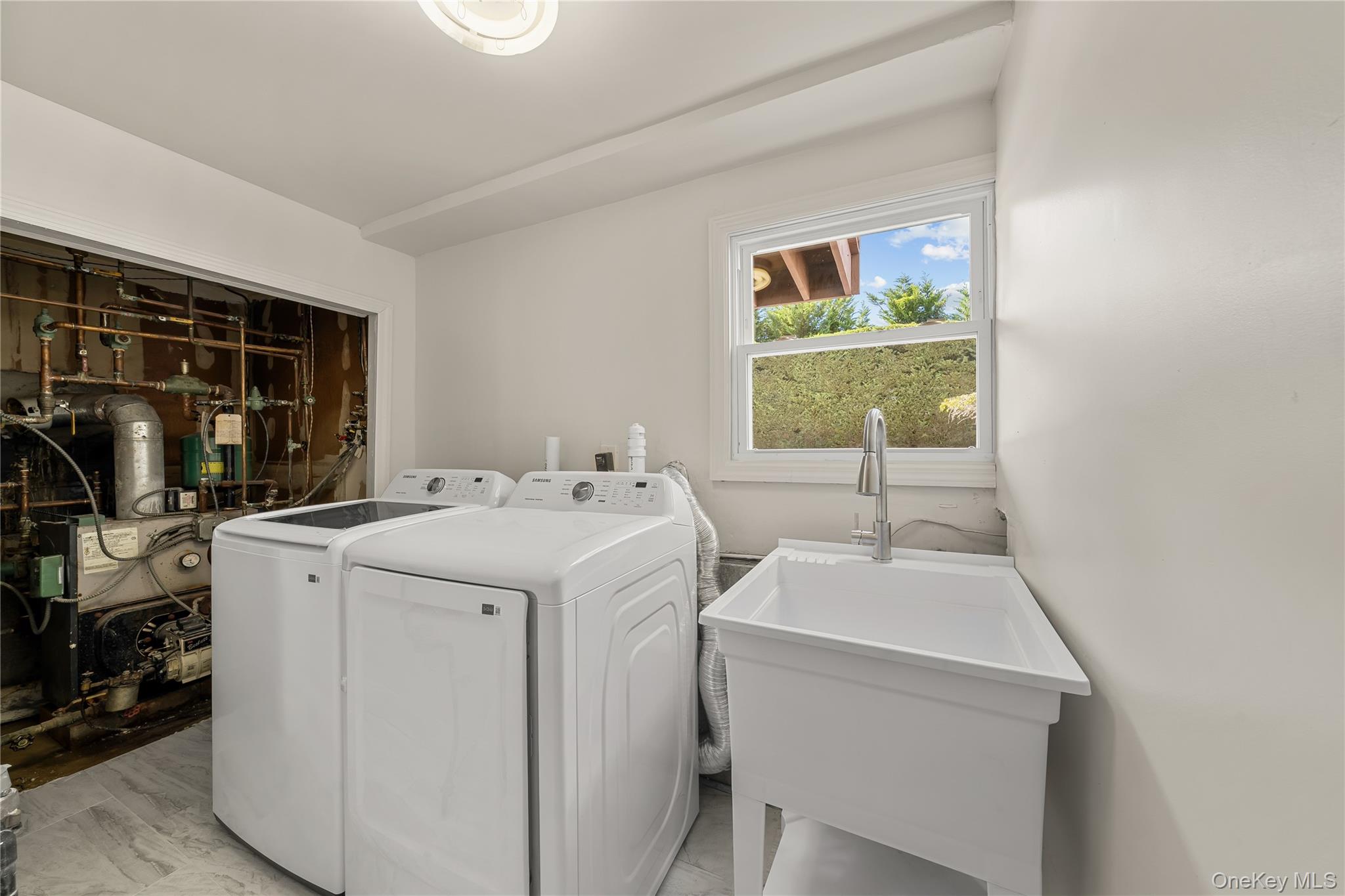 3260 Shore Road – For Sale photo 32