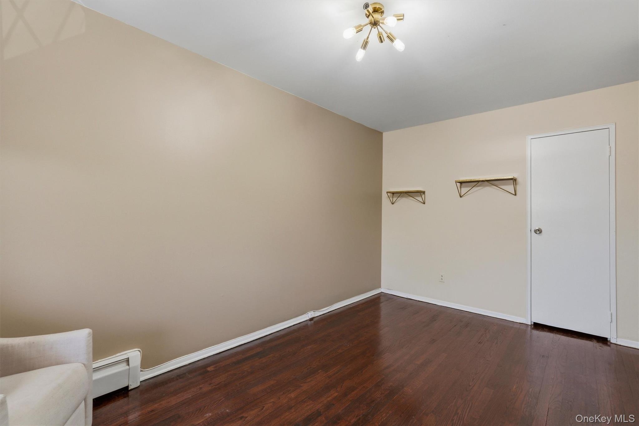 1018 Throggmorton Avenue – For Sale photo 26