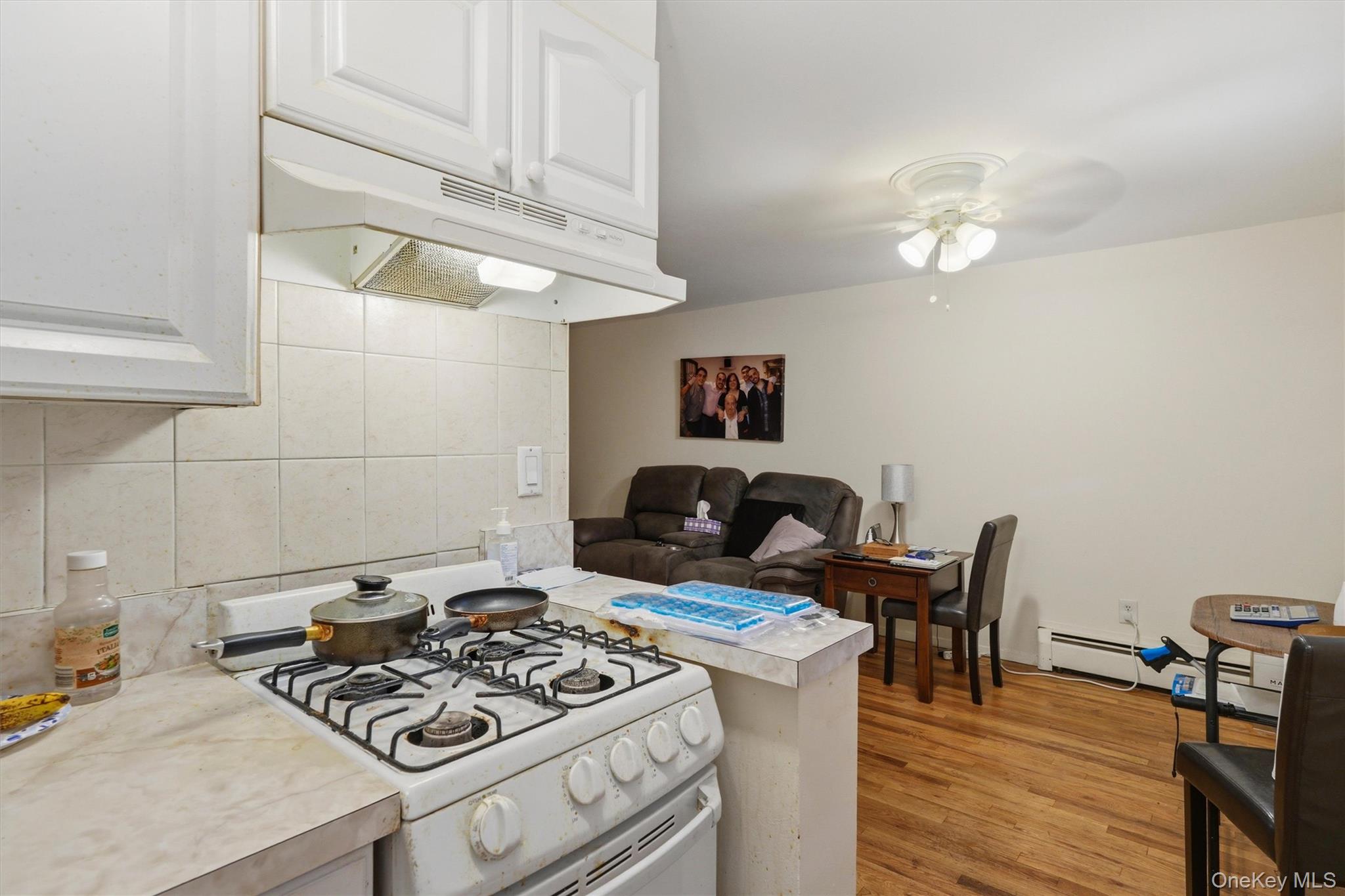 1018 Throggmorton Avenue – For Sale photo 41
