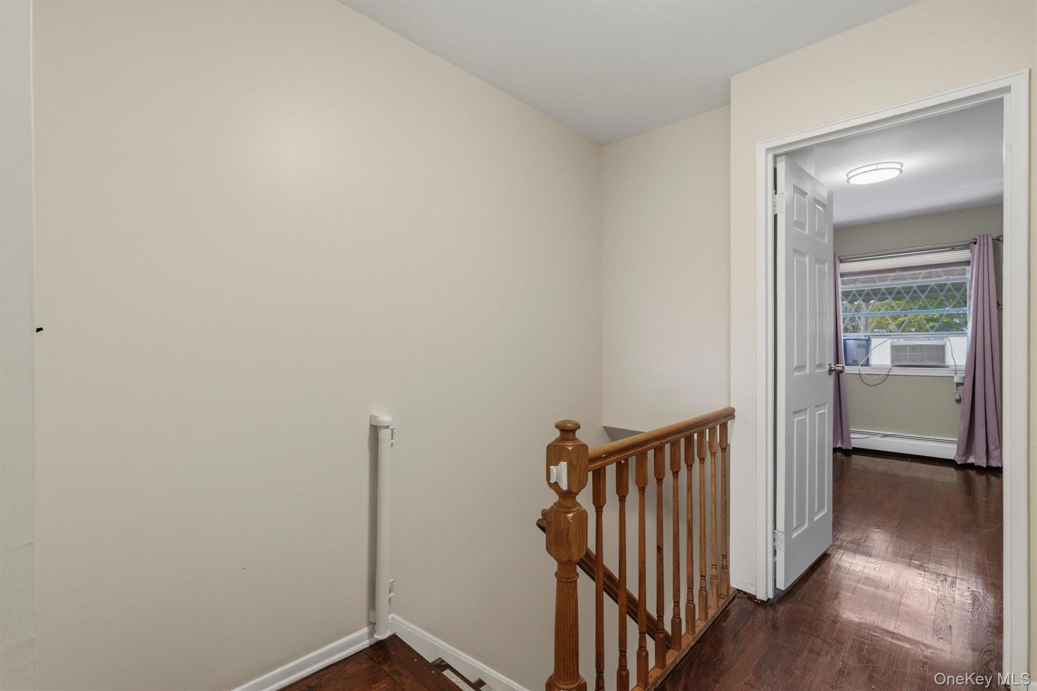 1018 Throggmorton Avenue – For Sale photo 22