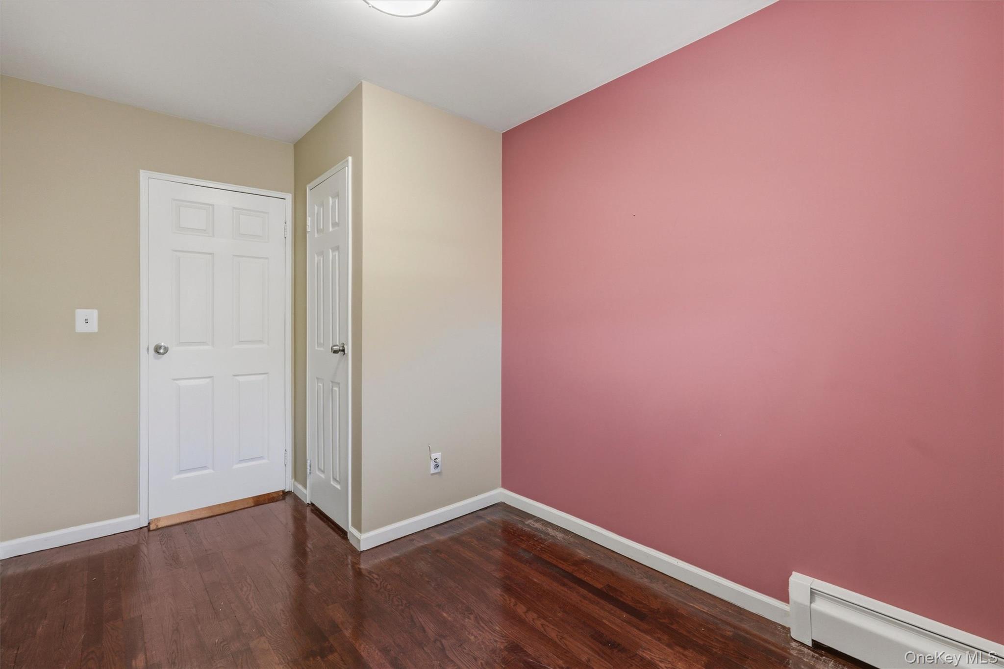 1018 Throggmorton Avenue – For Sale photo 24