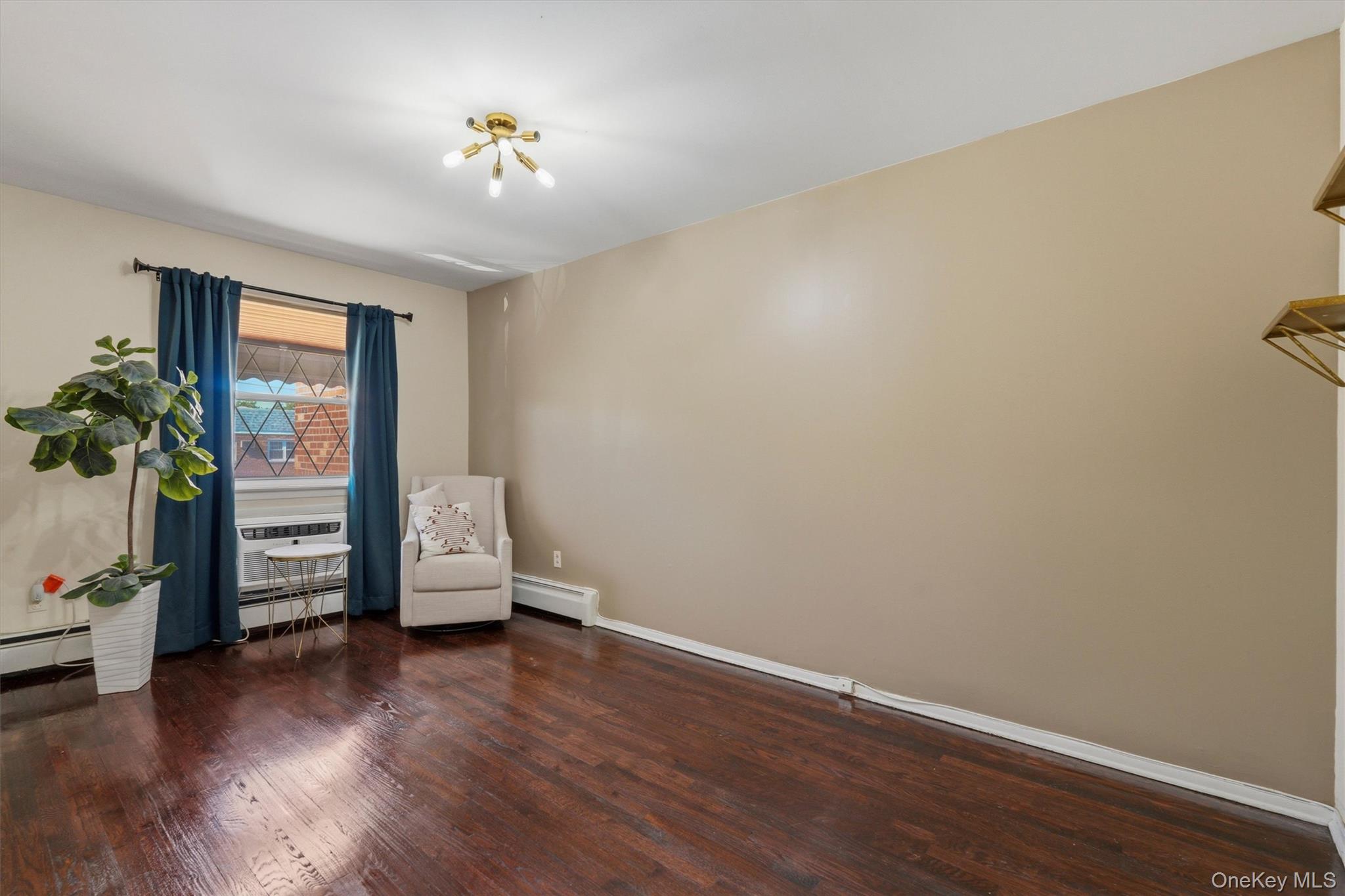 1018 Throggmorton Avenue – For Sale photo 25