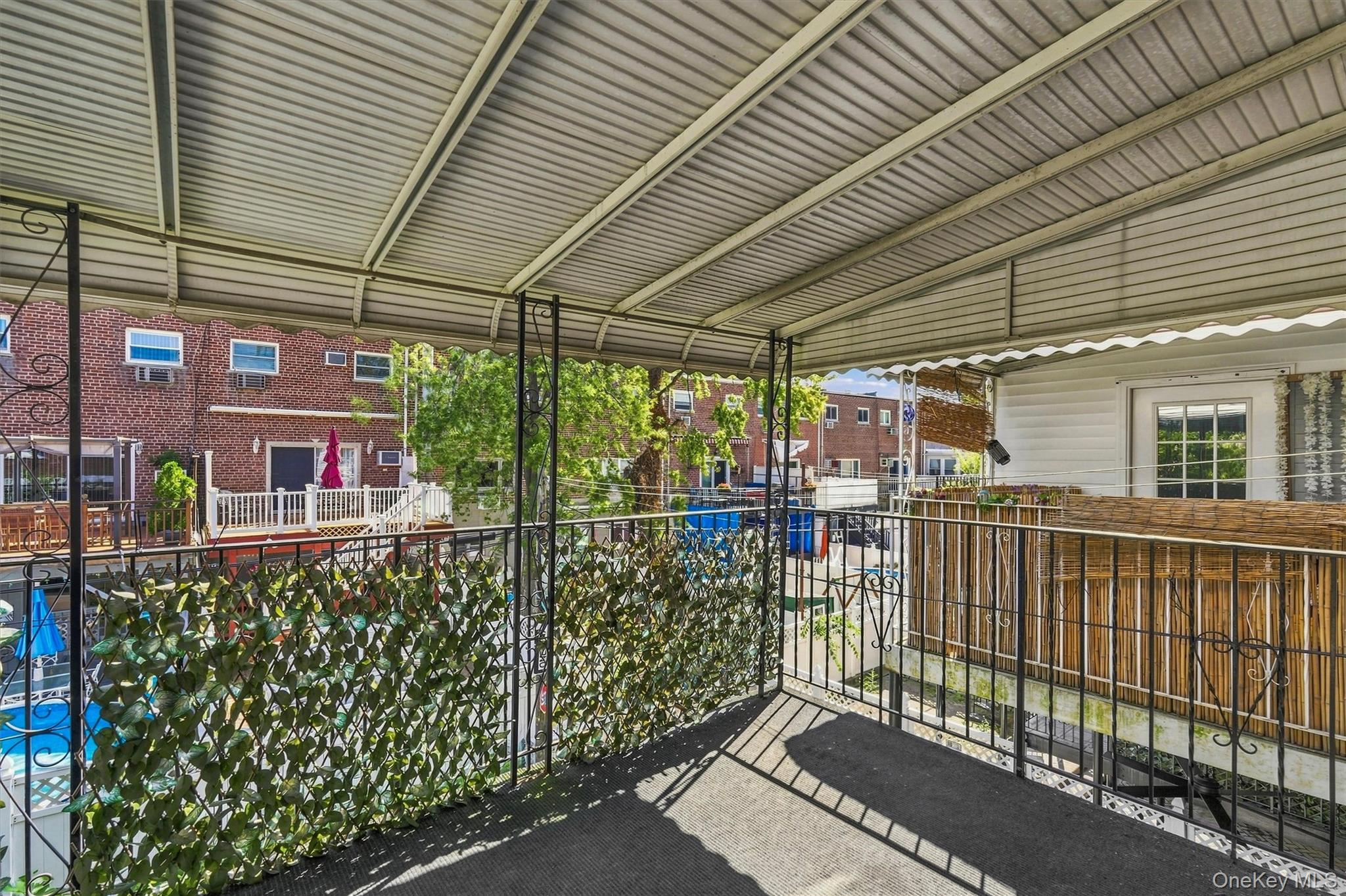 1018 Throggmorton Avenue – For Sale photo 45