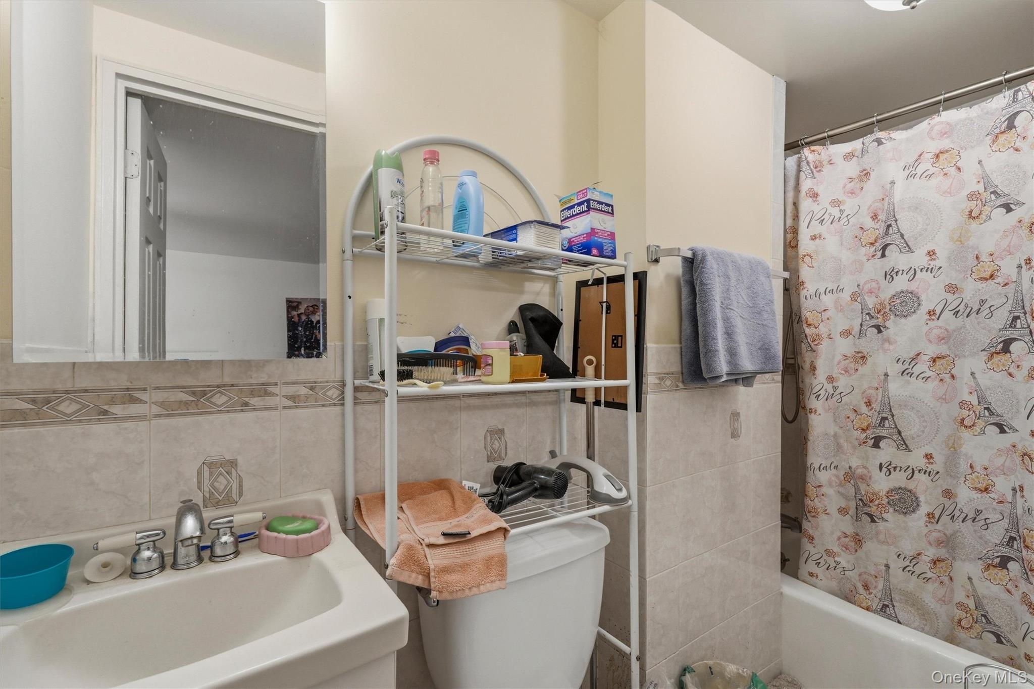 1018 Throggmorton Avenue – For Sale photo 44