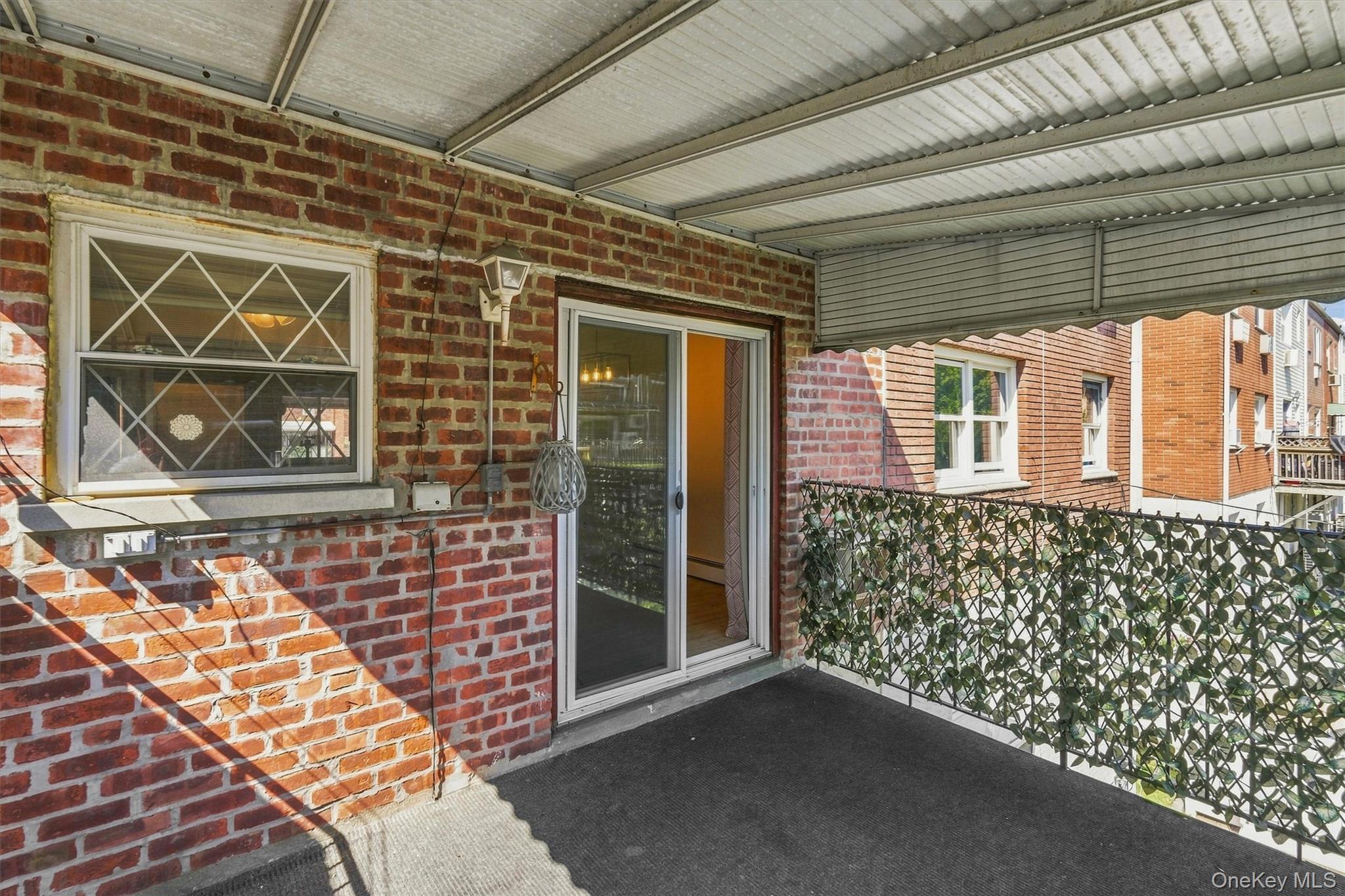 1018 Throggmorton Avenue – For Sale photo 46