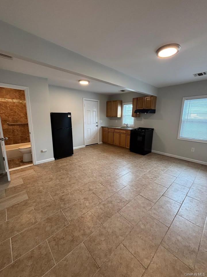 101 Miramar Avenue – For Rent photo 3