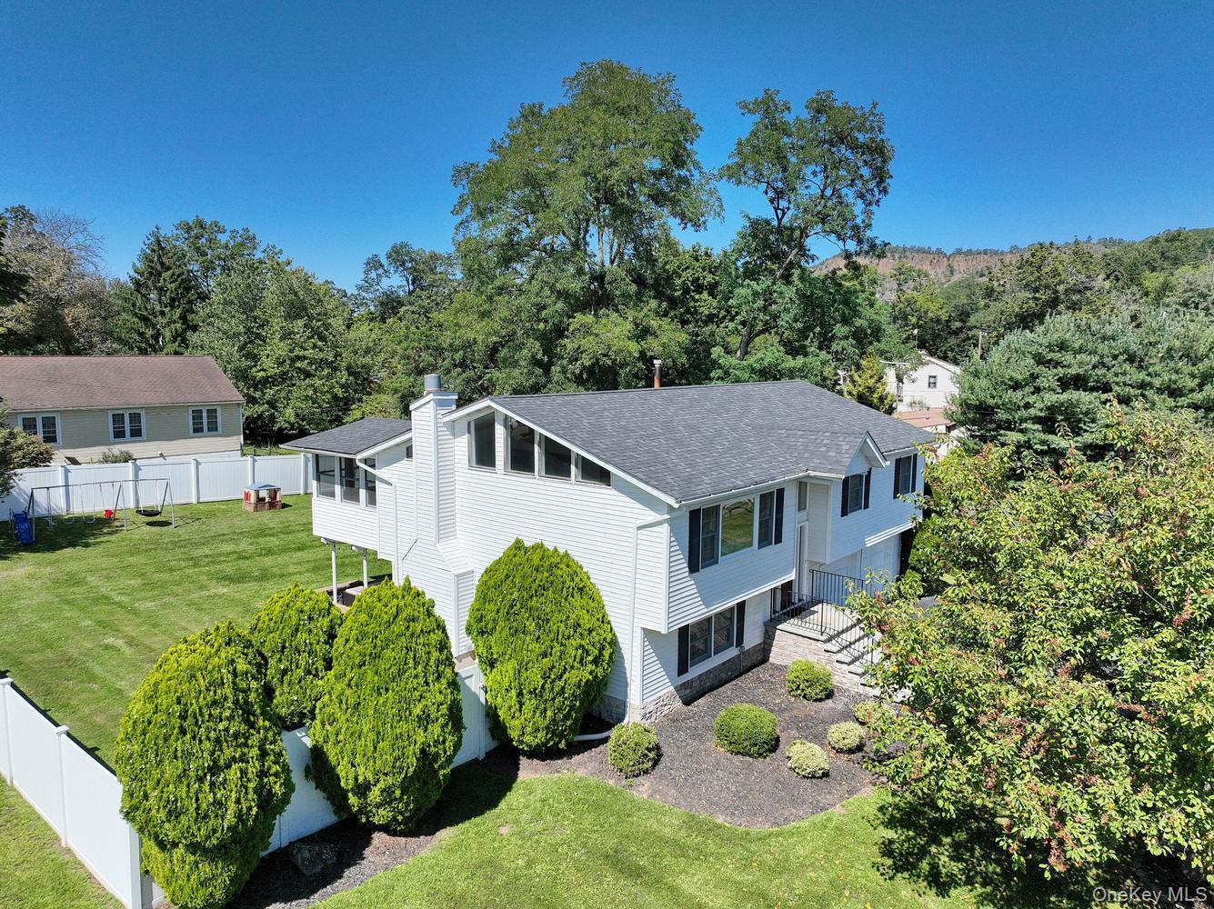 263 Old Haverstraw Road – For Sale