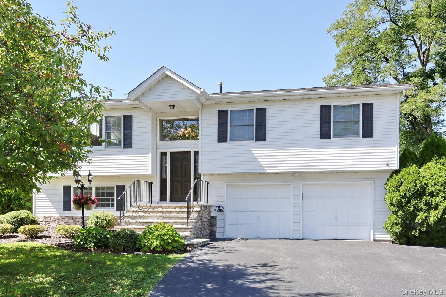263 Old Haverstraw Road – For Sale photo 4