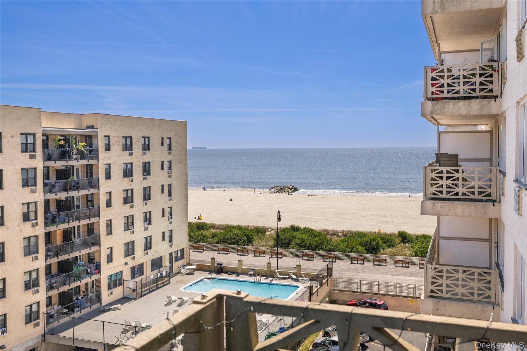 450 Shore, Unit 6L photo 28
