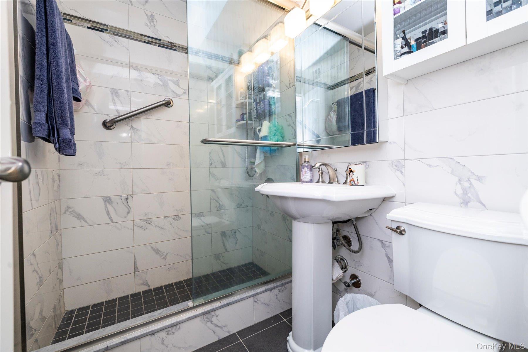 450 Shore, Unit 6L photo 18