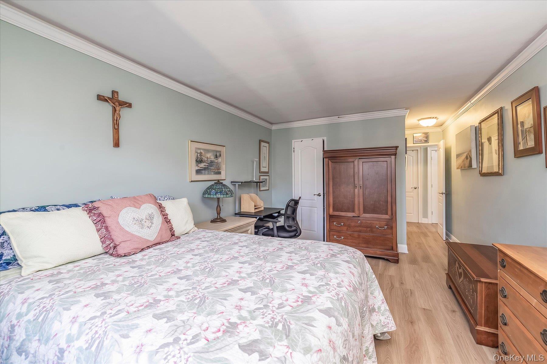 450 Shore, Unit 6L photo 23