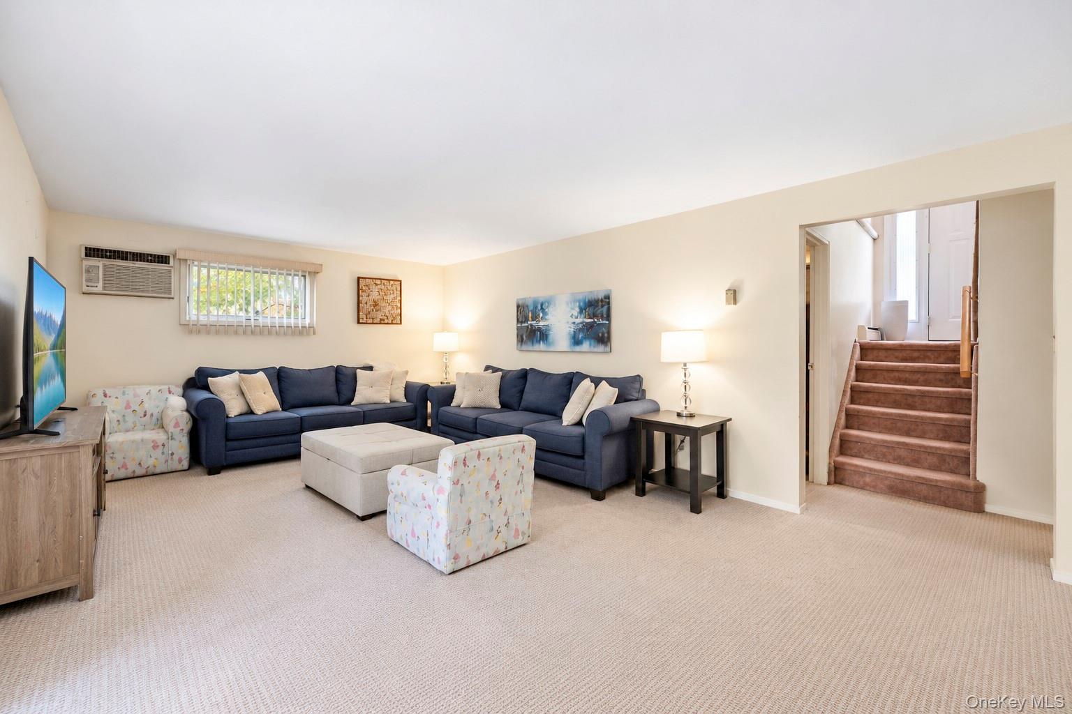 36 Deer Park Boulevard – For Sale photo 43
