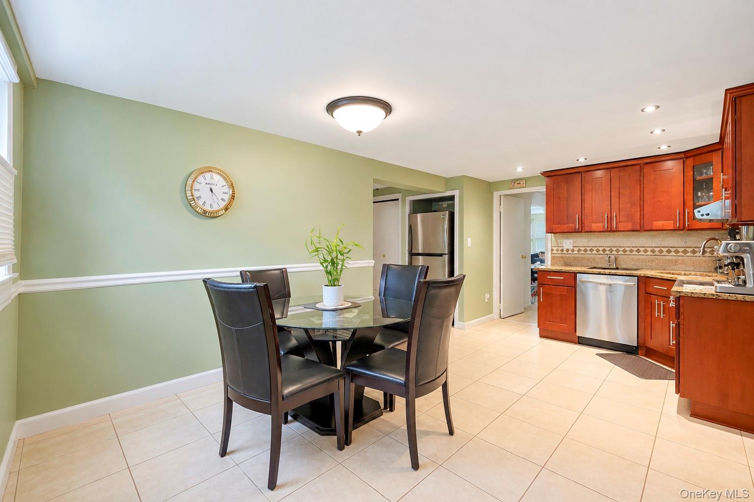 36 Deer Park Boulevard – For Sale photo 33