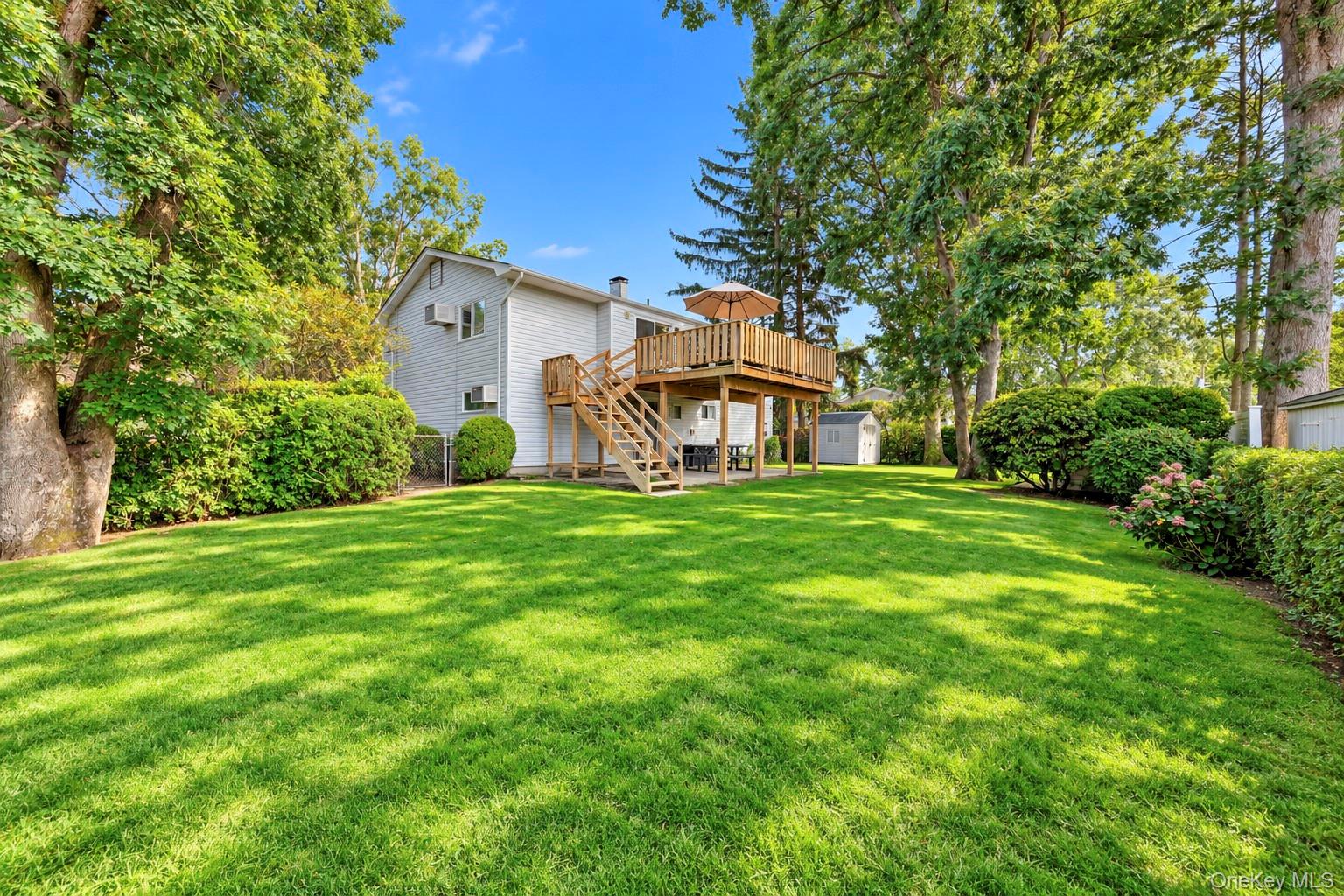 36 Deer Park Boulevard – For Sale photo 9