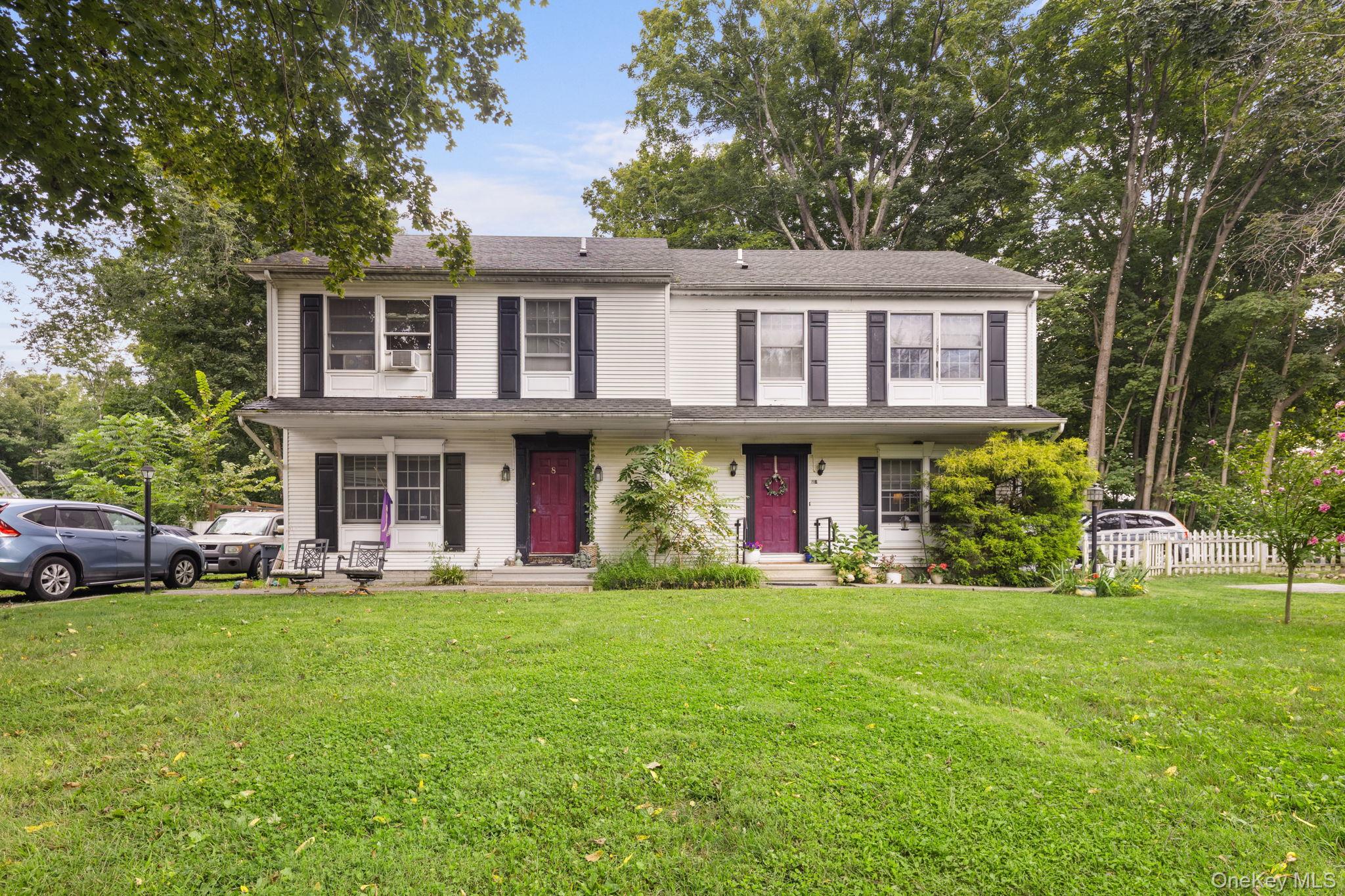 8 Wells Woods Lane – For Sale