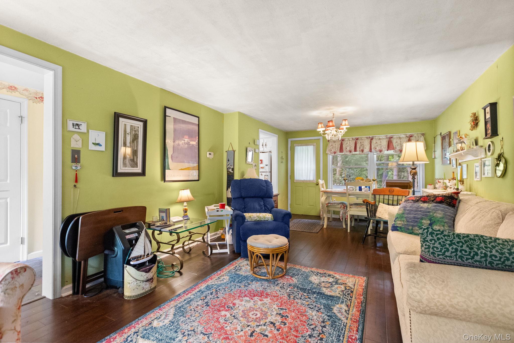 8 Wells Woods Lane – For Sale photo 5