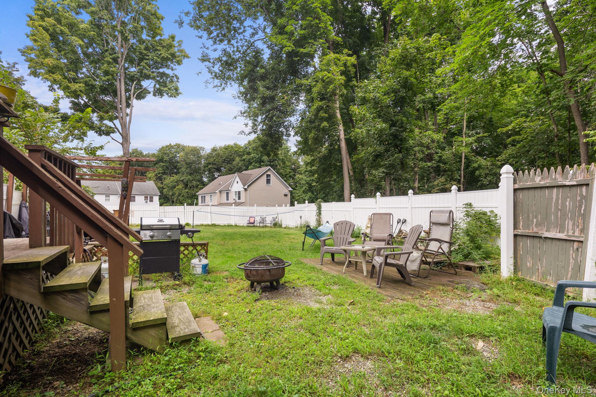 8 Wells Woods Lane – For Sale photo 34