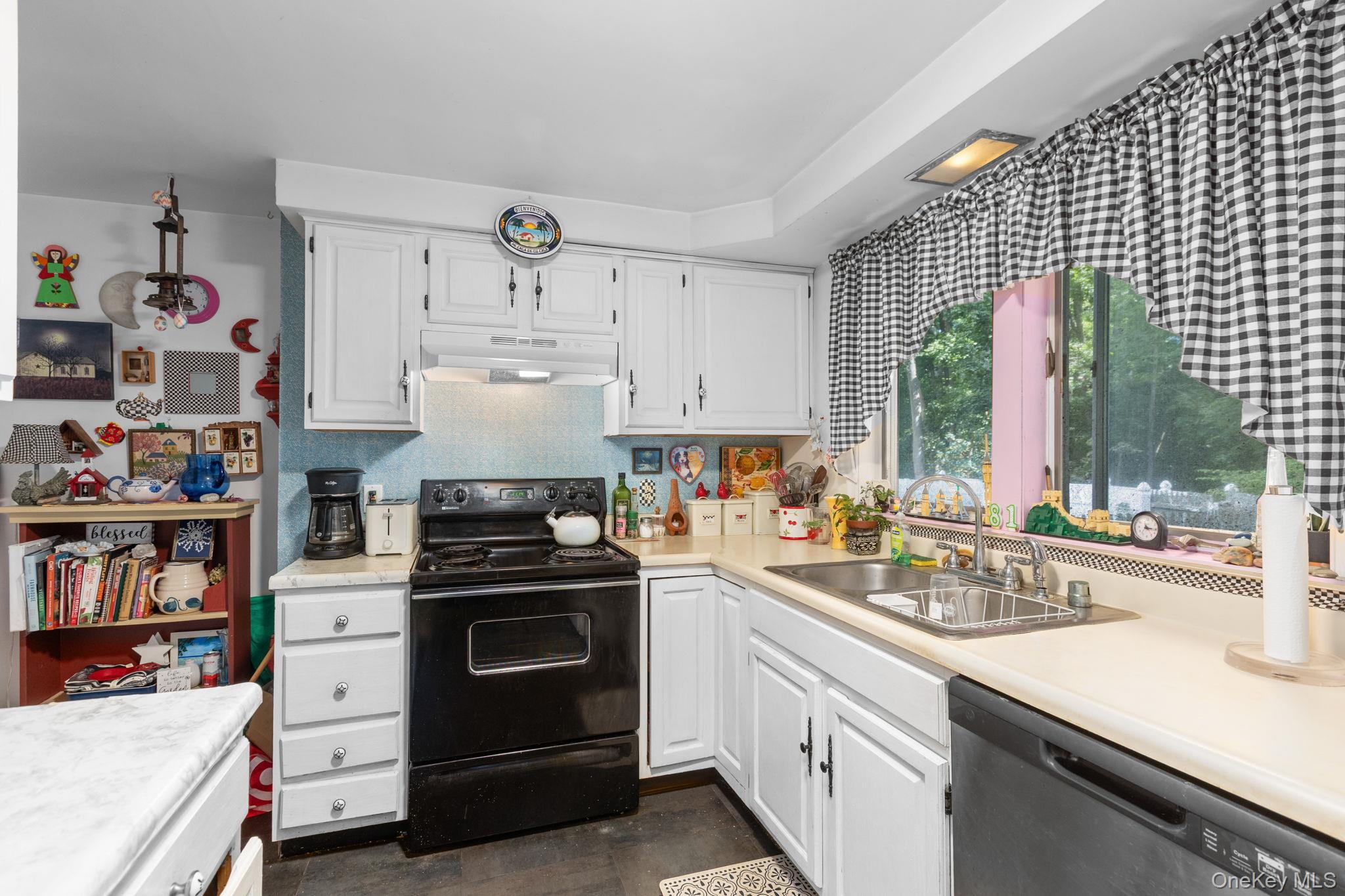 8 Wells Woods Lane – For Sale photo 38