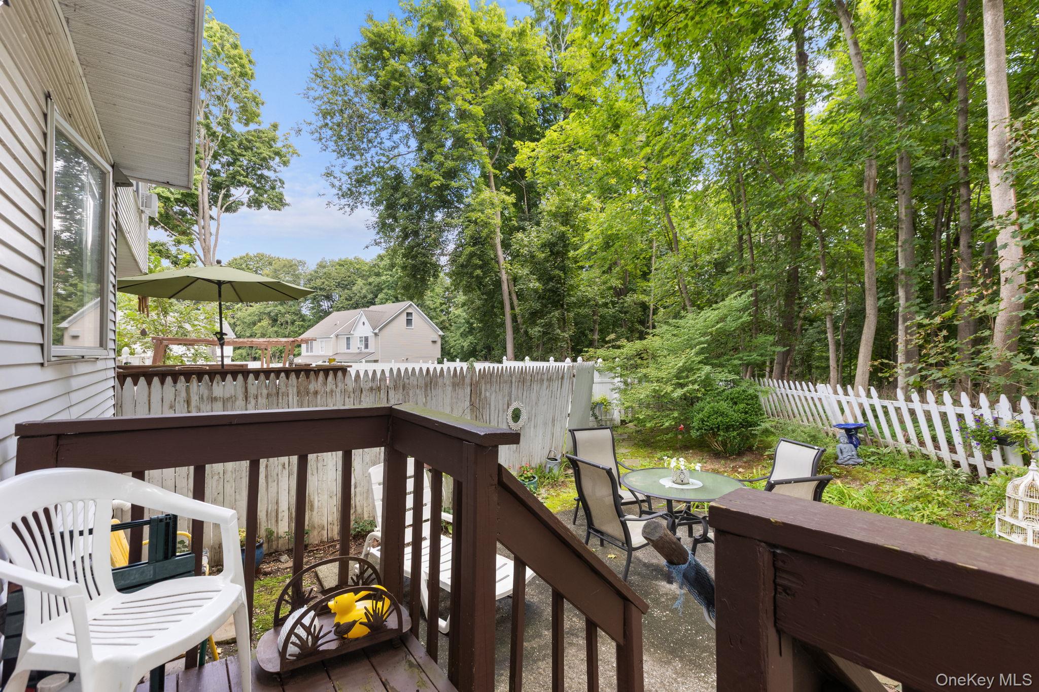8 Wells Woods Lane – For Sale photo 12