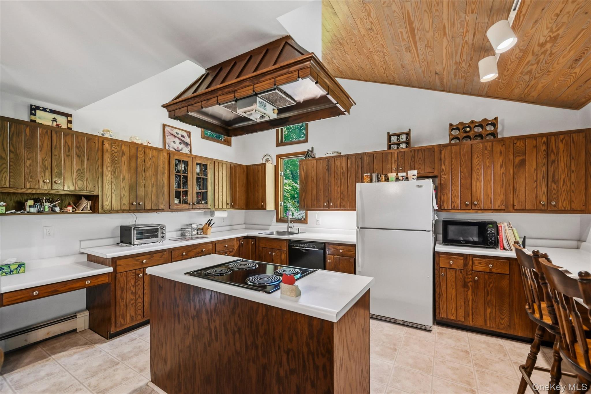 90 Highland Avenue – For Sale photo 13