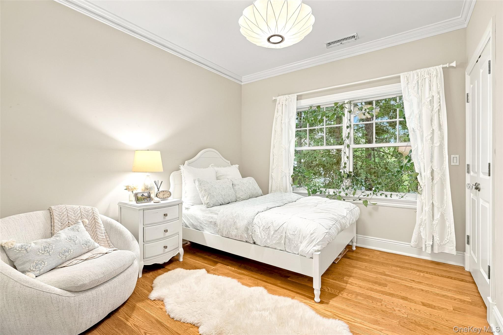 102 Florence Avenue – For Sale photo 27